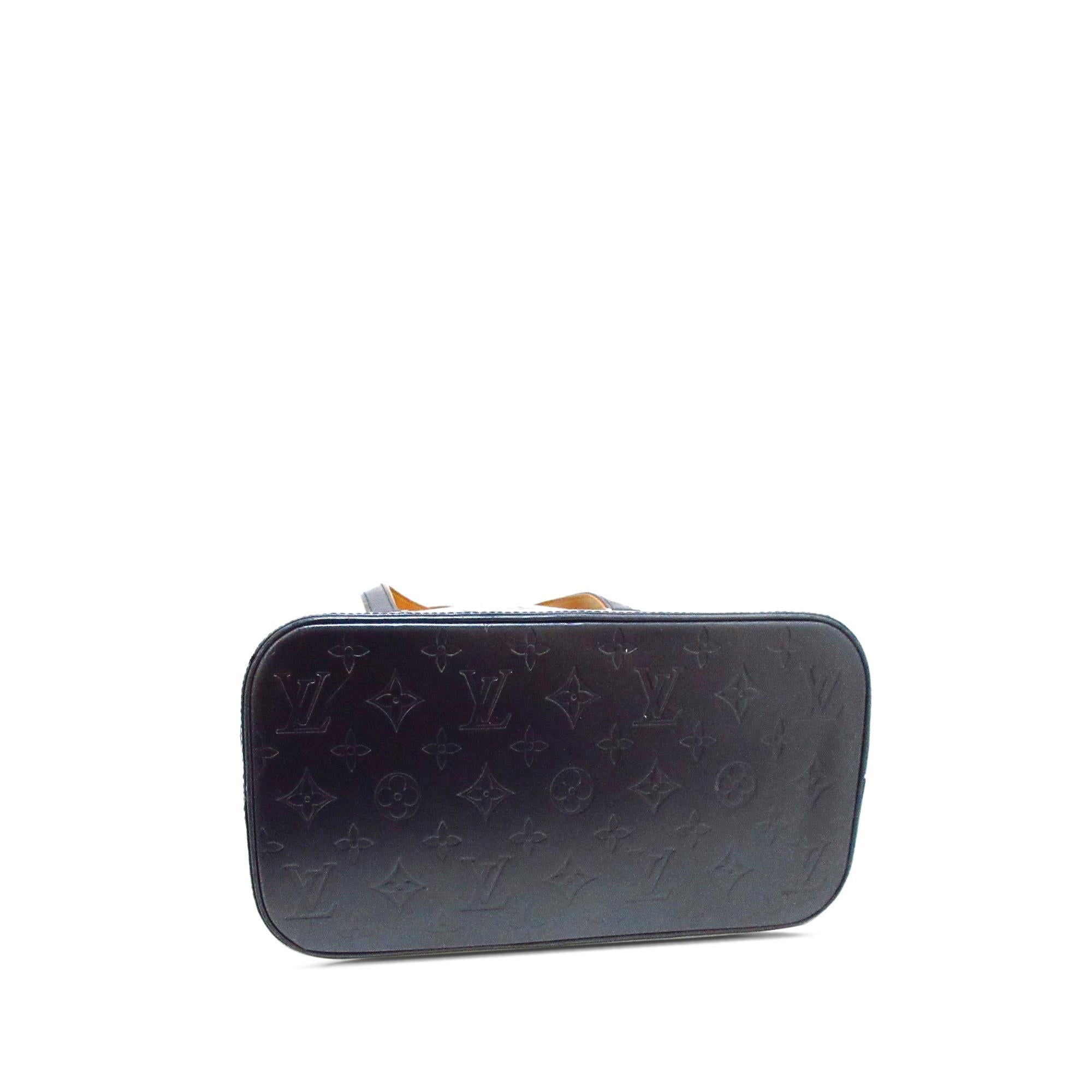 Louis Vuitton Monogram Mat Stockton (SHG-ubnrWB)