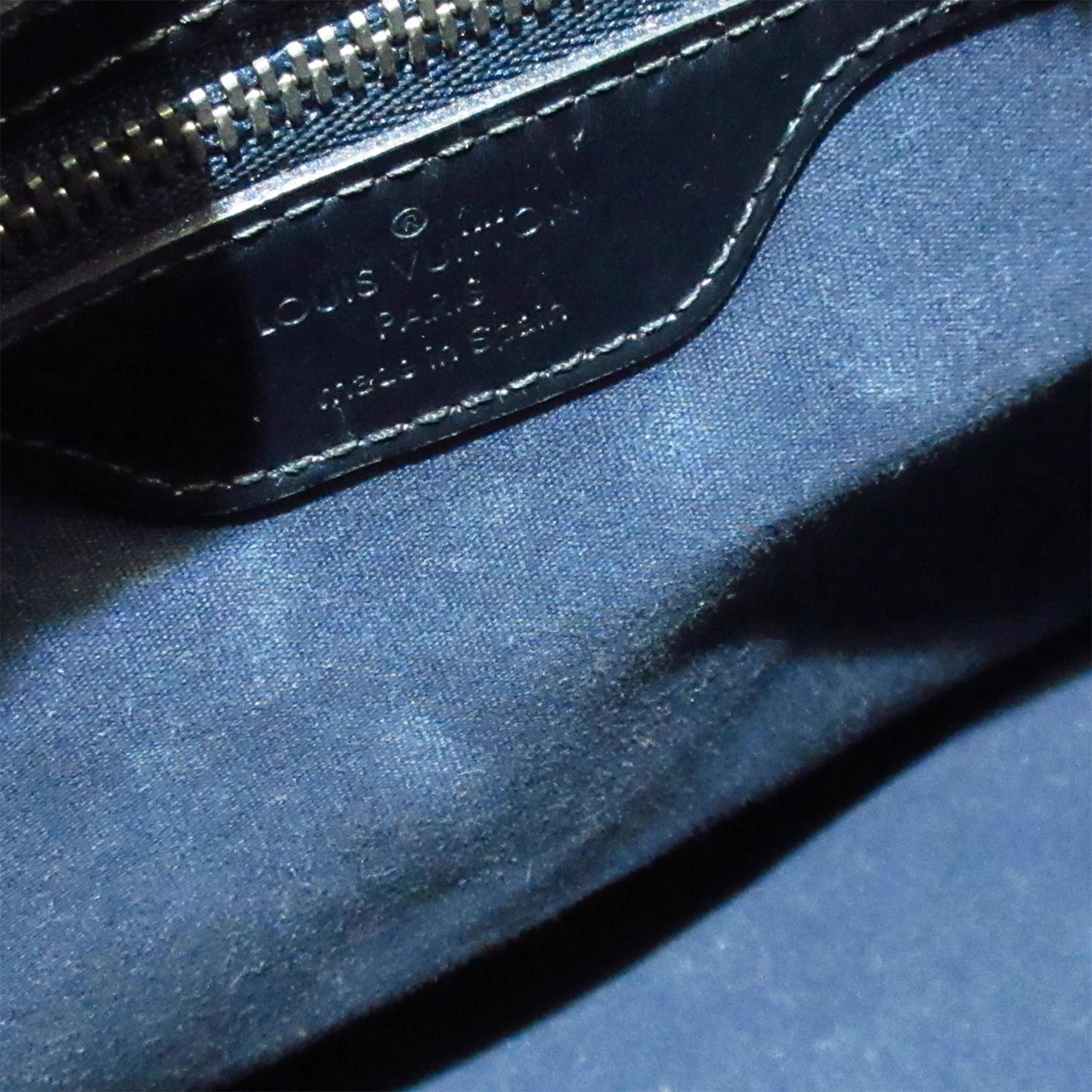 Louis Vuitton Monogram Mat Stockton (SHG-ubnrWB)