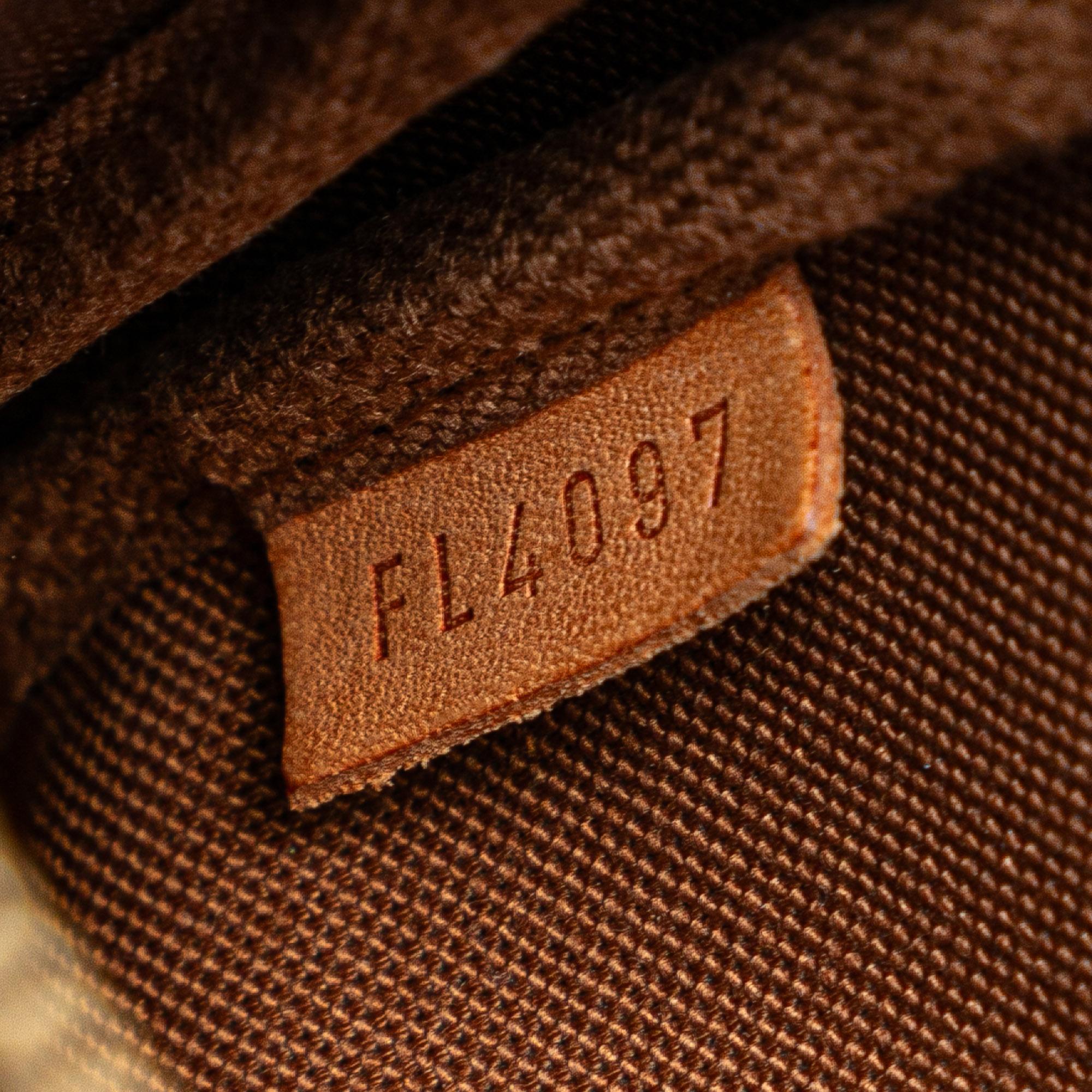 Louis Vuitton Monogram Mini Pochette Accessoires (SHG-HpdKUt)