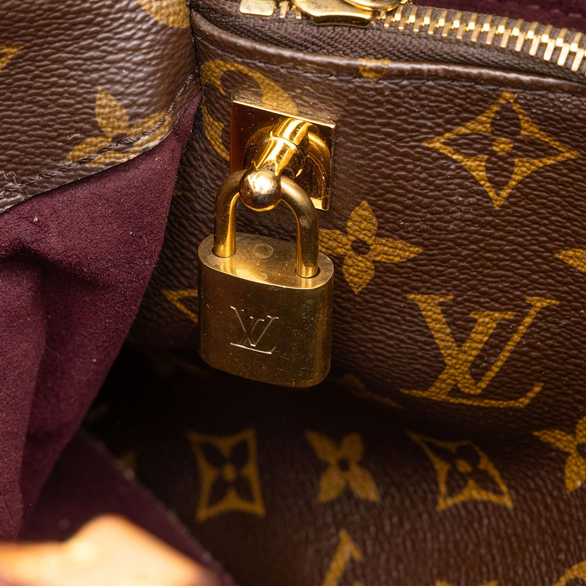 Louis Vuitton Monogram Montaigne MM