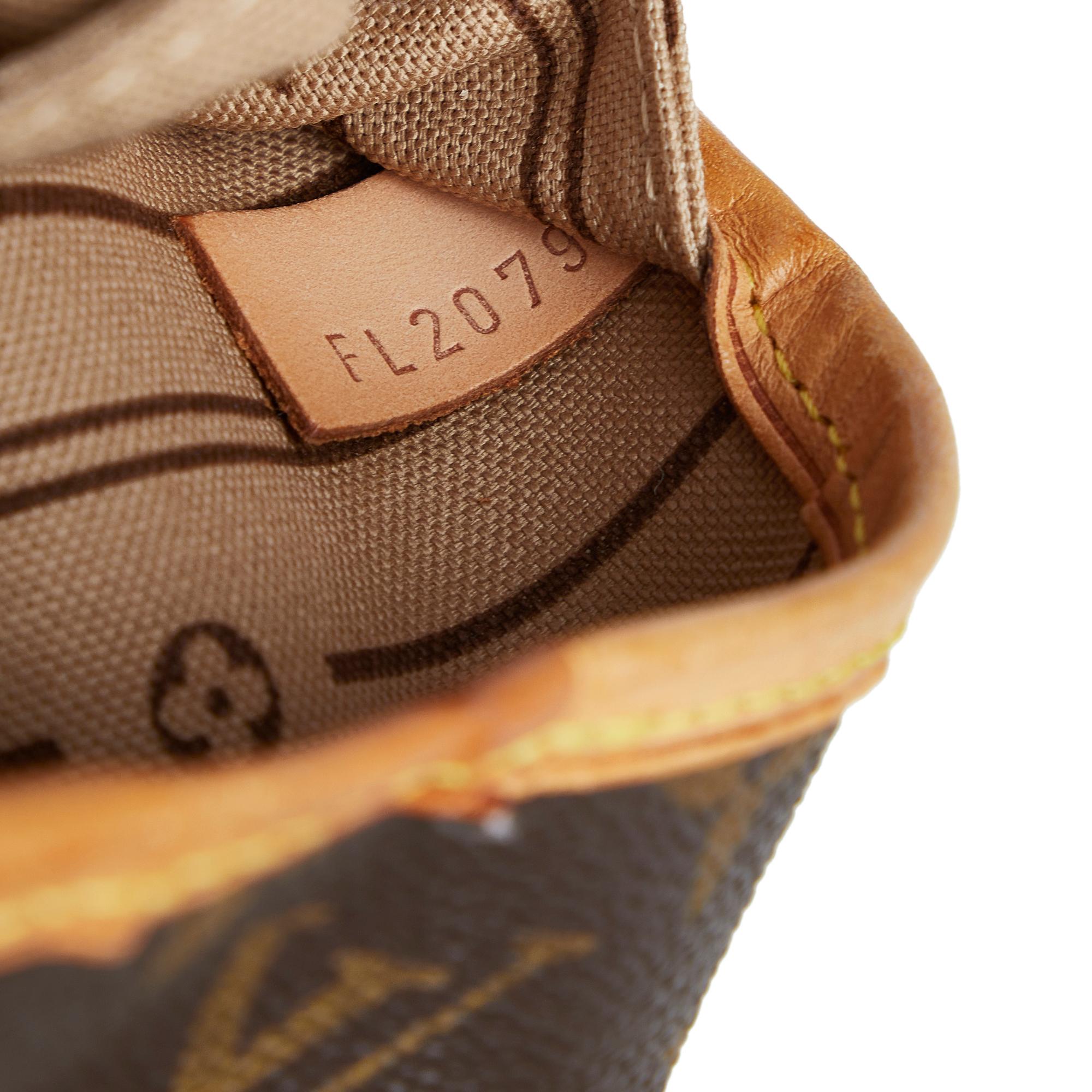 Louis Vuitton Monogram Neverfull MM (SHG-OGuTTu)