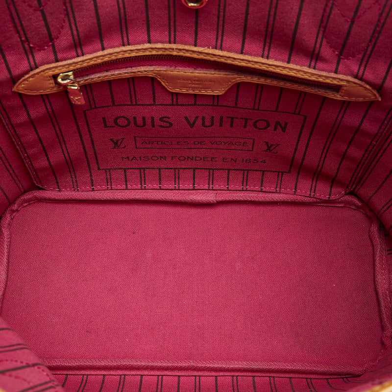 Louis Vuitton Monogram Neverfull PM (SHG-MKIg7L)