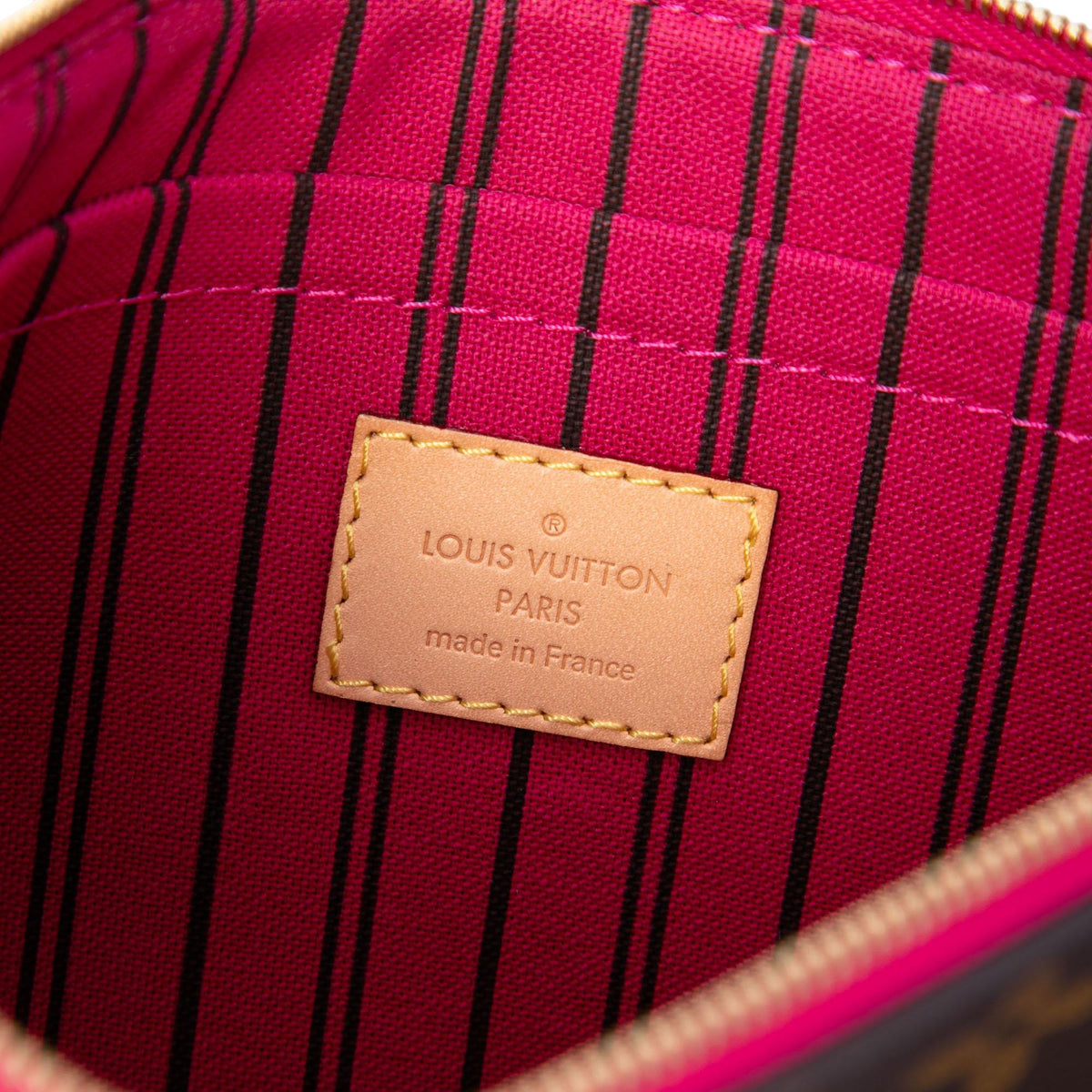 Louis Vuitton Monogram Neverfull Pochette