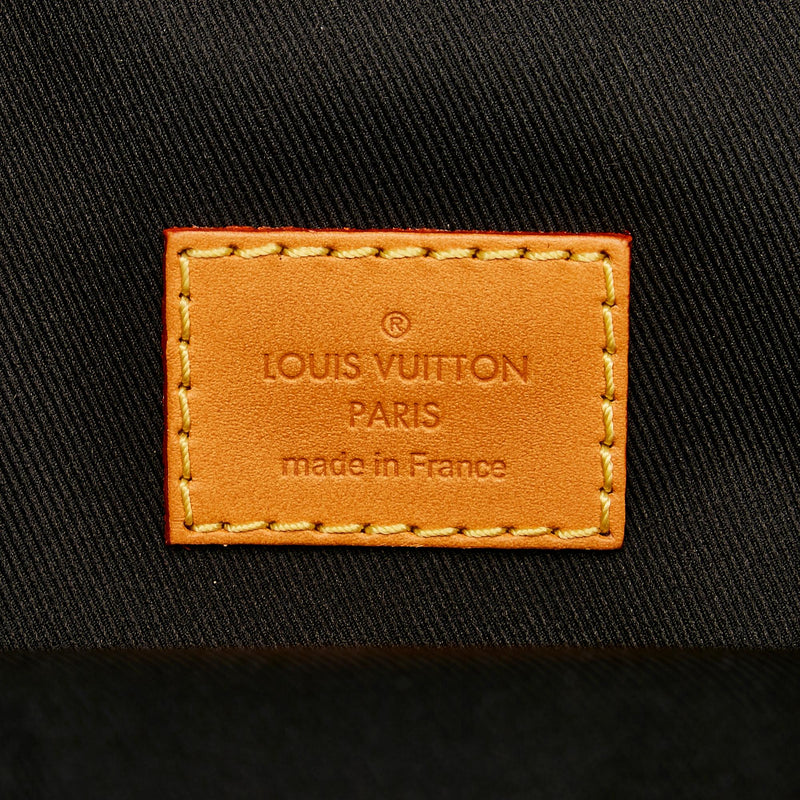 Louis Vuitton Monogram Nigo Danube (SHG-35703) – LuxeDH