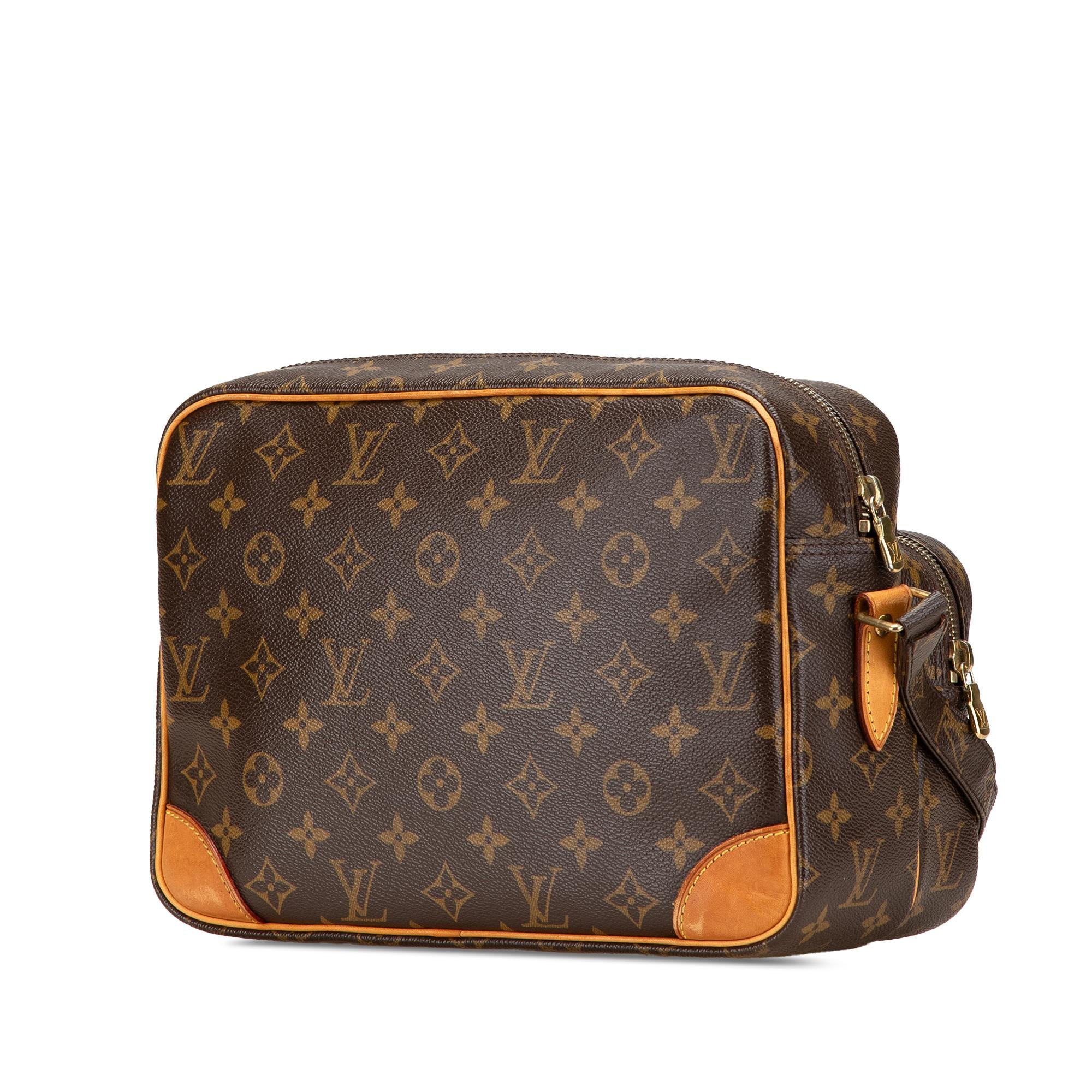 Louis Vuitton Monogram Nil Crossbody