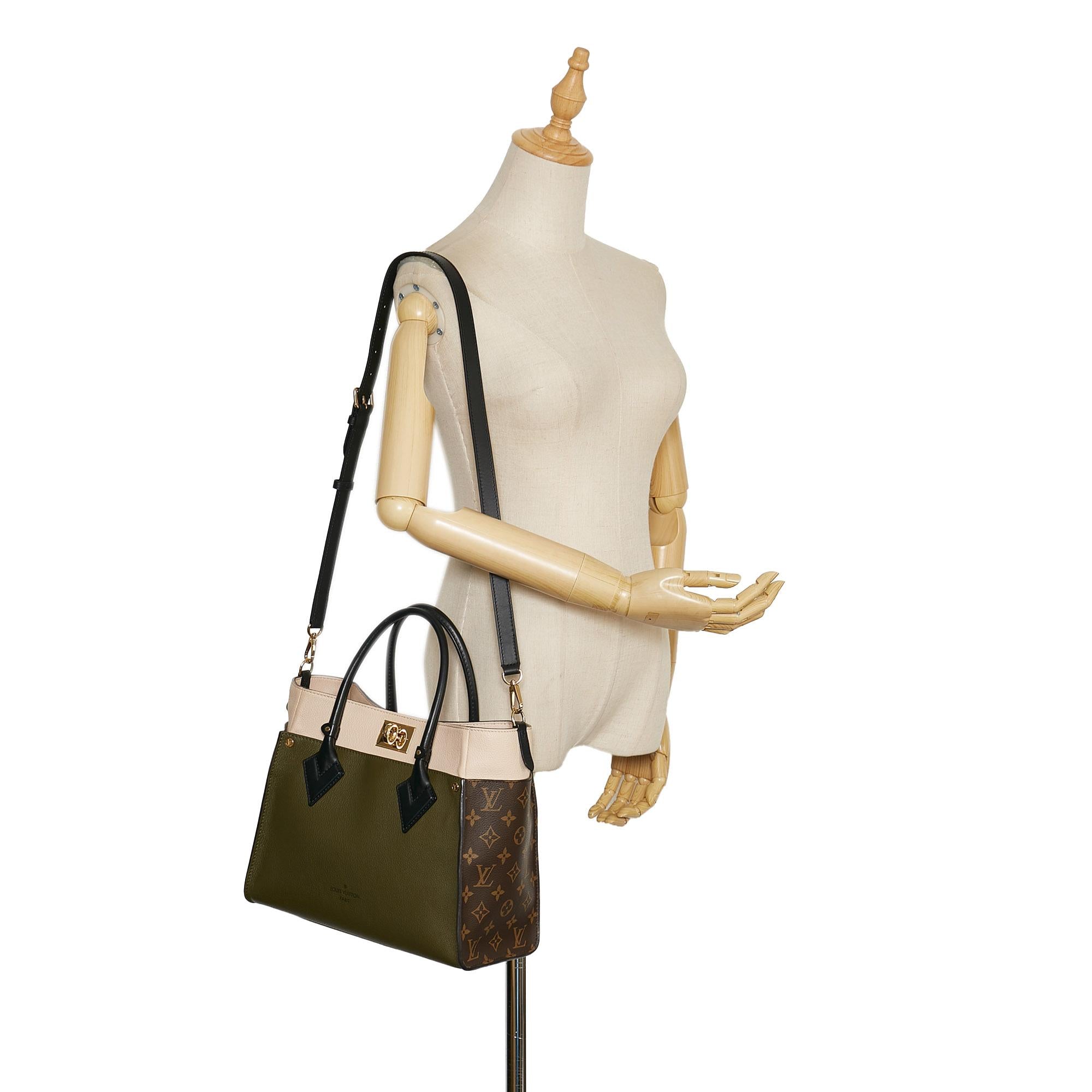 Louis Vuitton Monogram On My Side MM