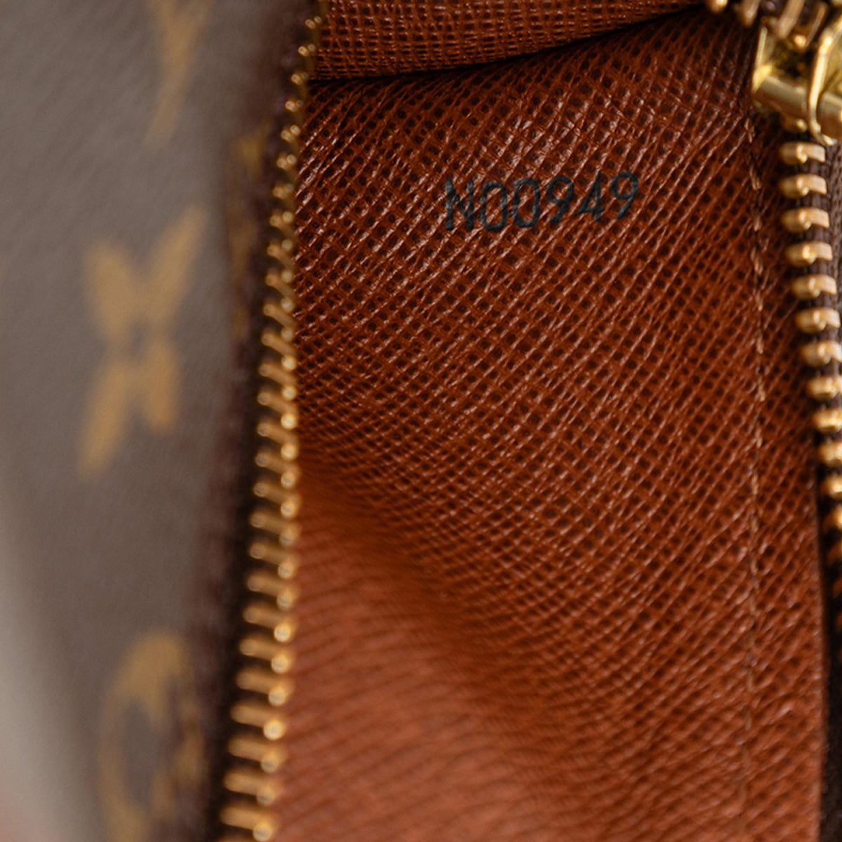 Louis Vuitton Monogram Papillon 26