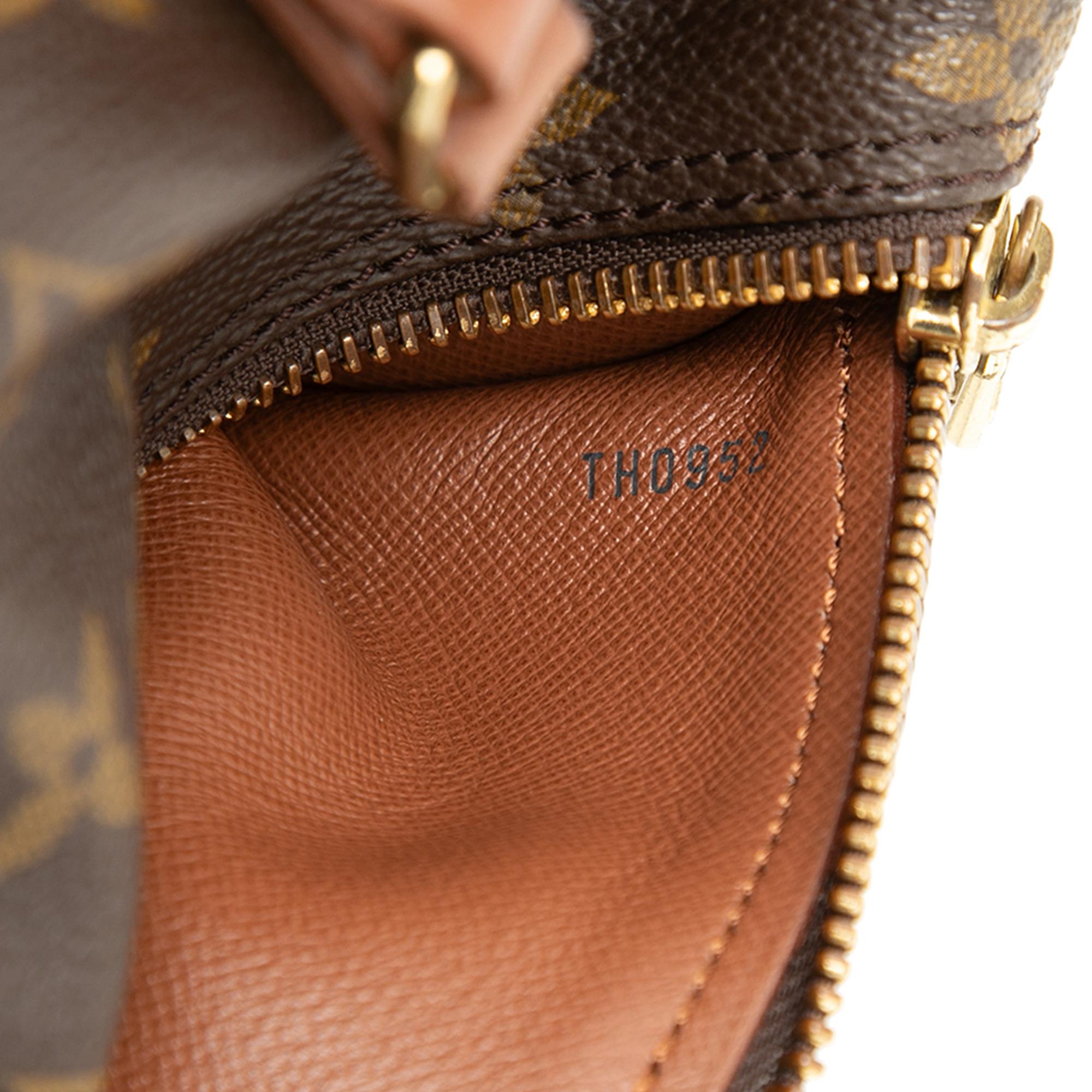 Louis Vuitton Monogram Papillon 30