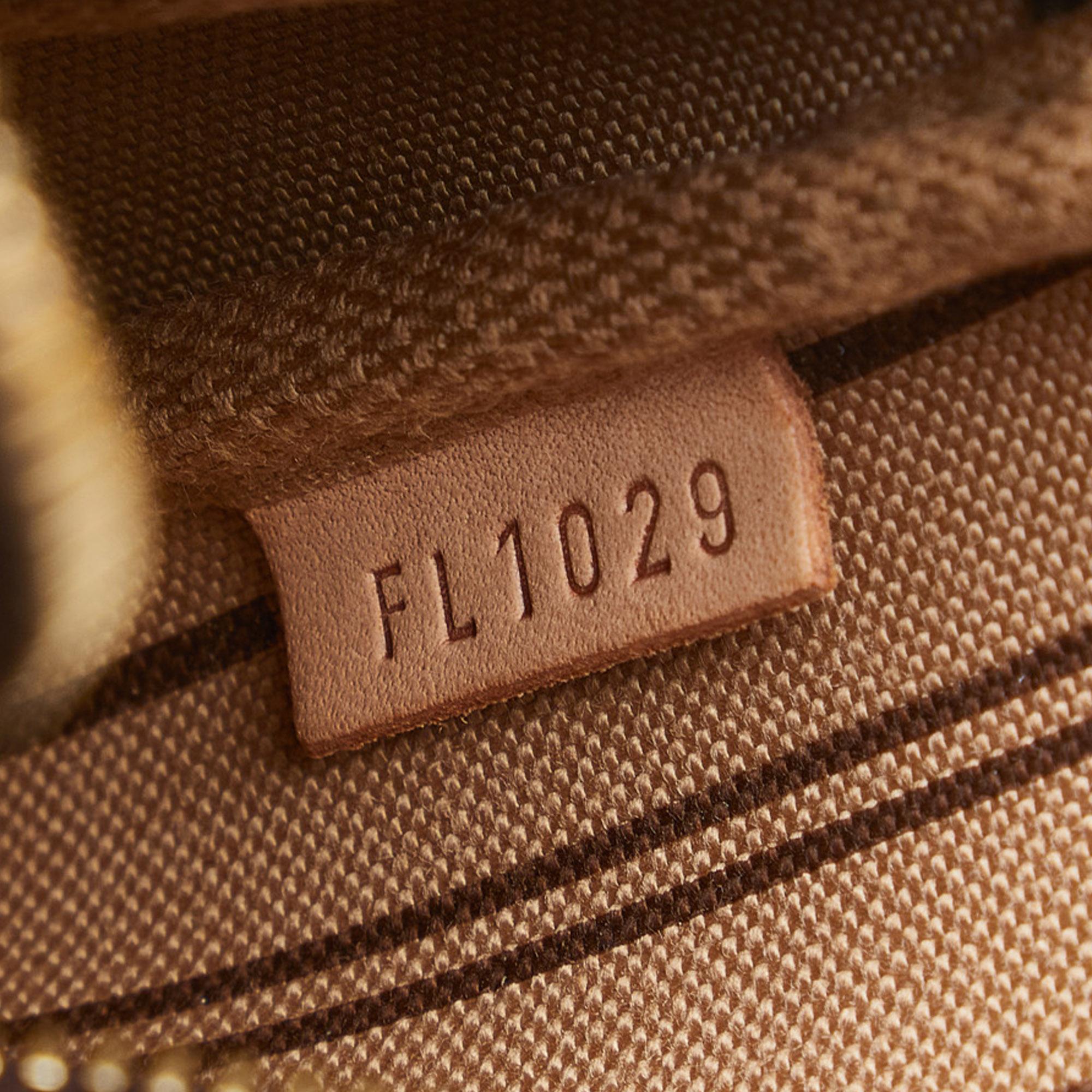 Louis Vuitton Monogram Patch Mini Pochette Accessoires (SHG-BmbQun)