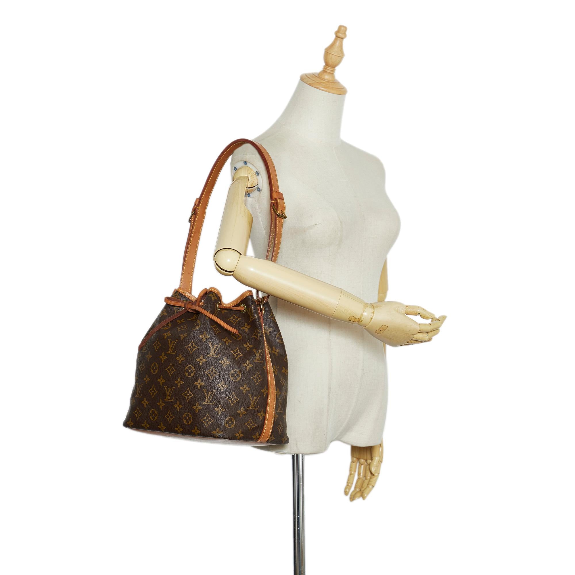 Louis Vuitton Monogram Petit Noe (SHG-1i6KrK)