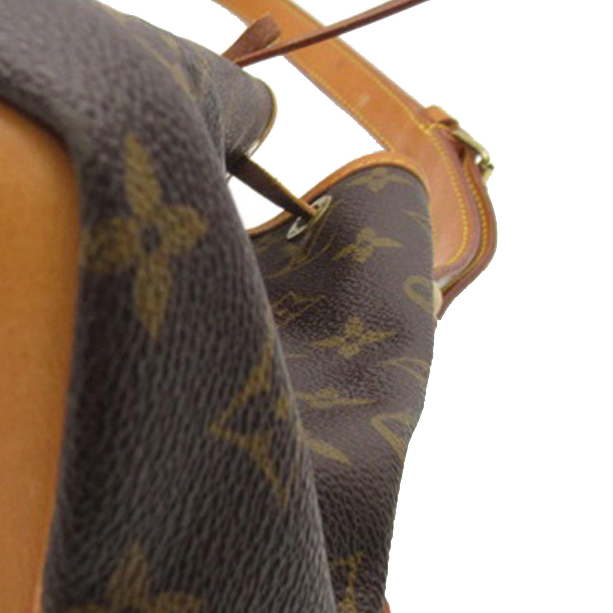 Louis Vuitton Monogram Petit Noe (SHG-OqJaDG)