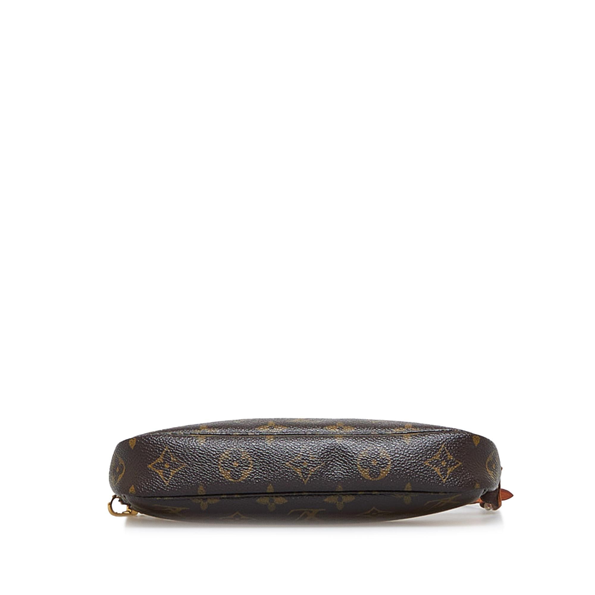 Louis Vuitton Monogram Pochette Accessoires (SHG-3QdCCD)