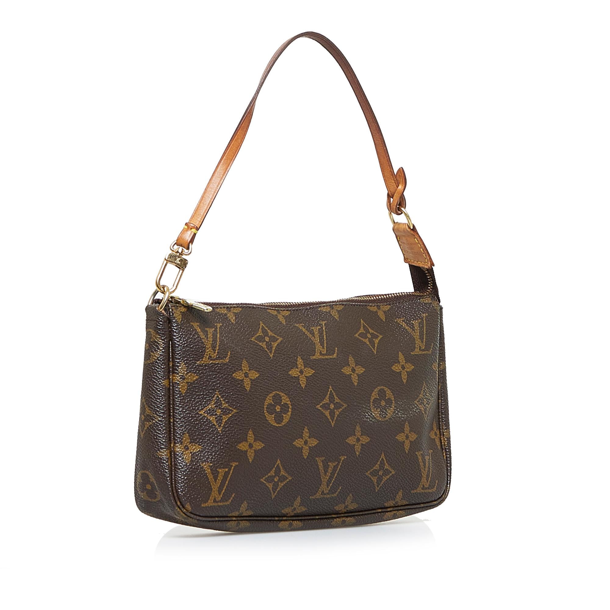 Louis Vuitton Monogram Pochette Accessoires (SHG-cTrqbu)