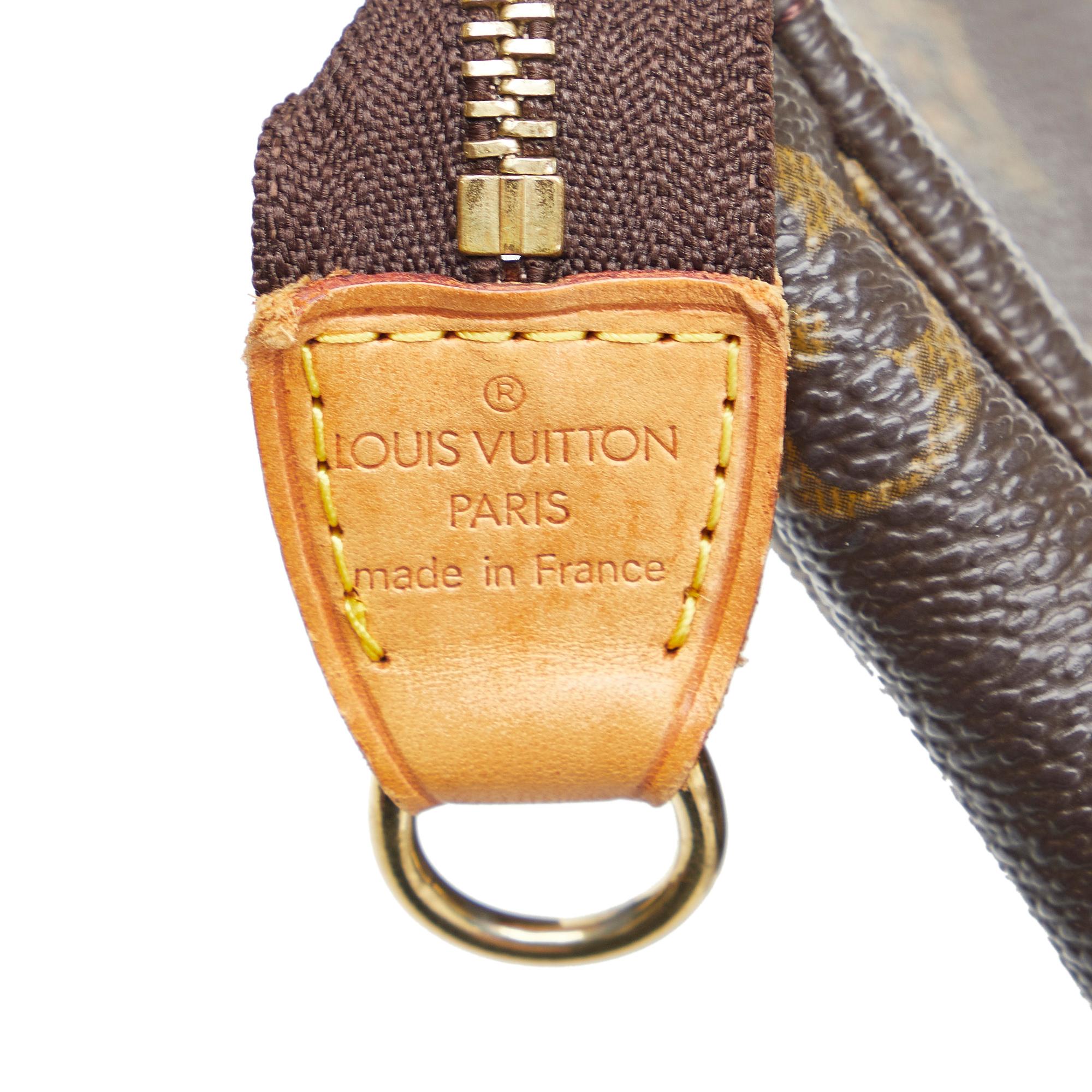 Louis Vuitton Monogram Pochette Accessoires (SHG-2C5mjH)