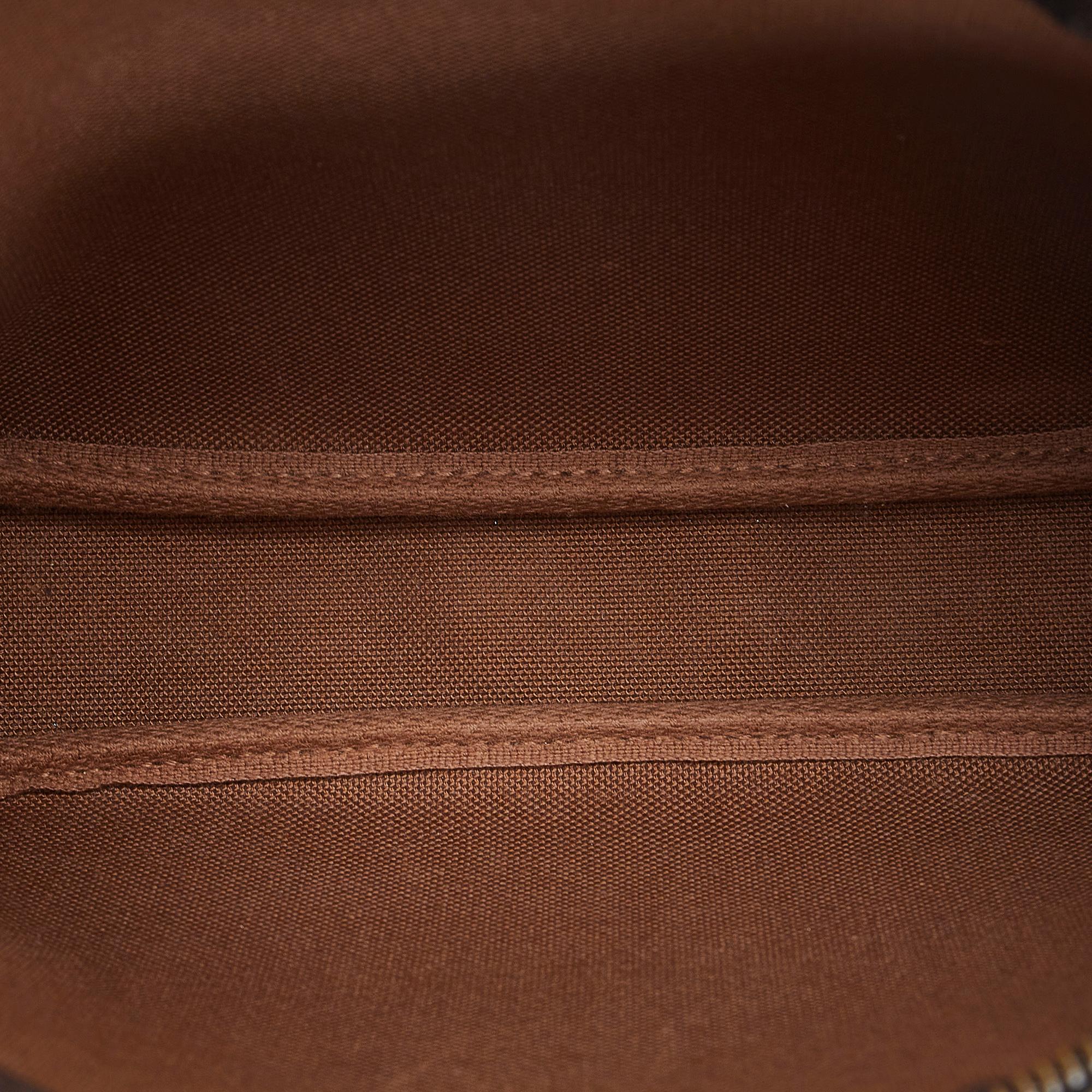 Louis Vuitton Monogram Pochette Accessoires (SHG-ak7Lcj)