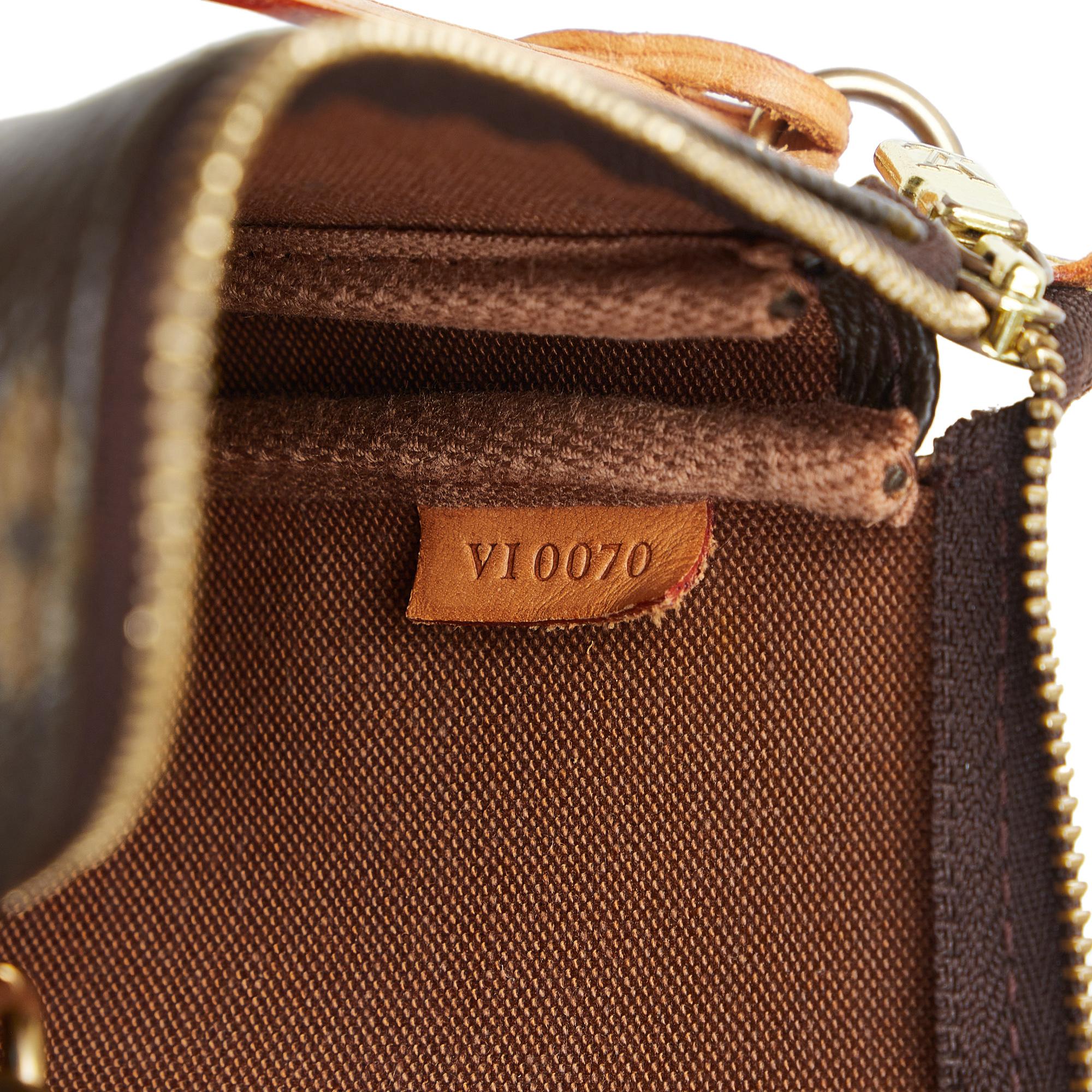 Louis Vuitton Monogram Pochette Accessoires (SHG-aCG0Oe)