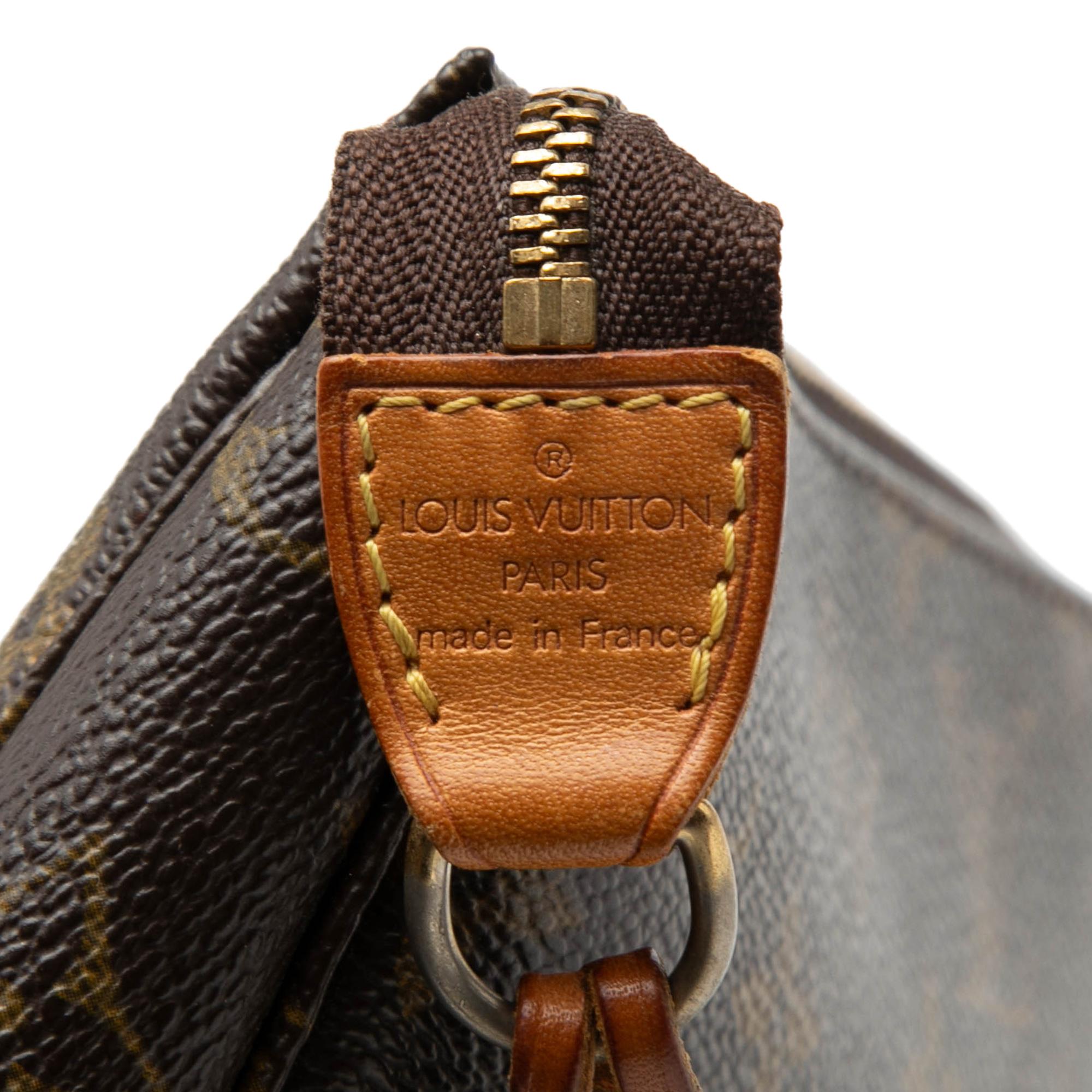 Louis Vuitton Monogram Pochette Accessoires