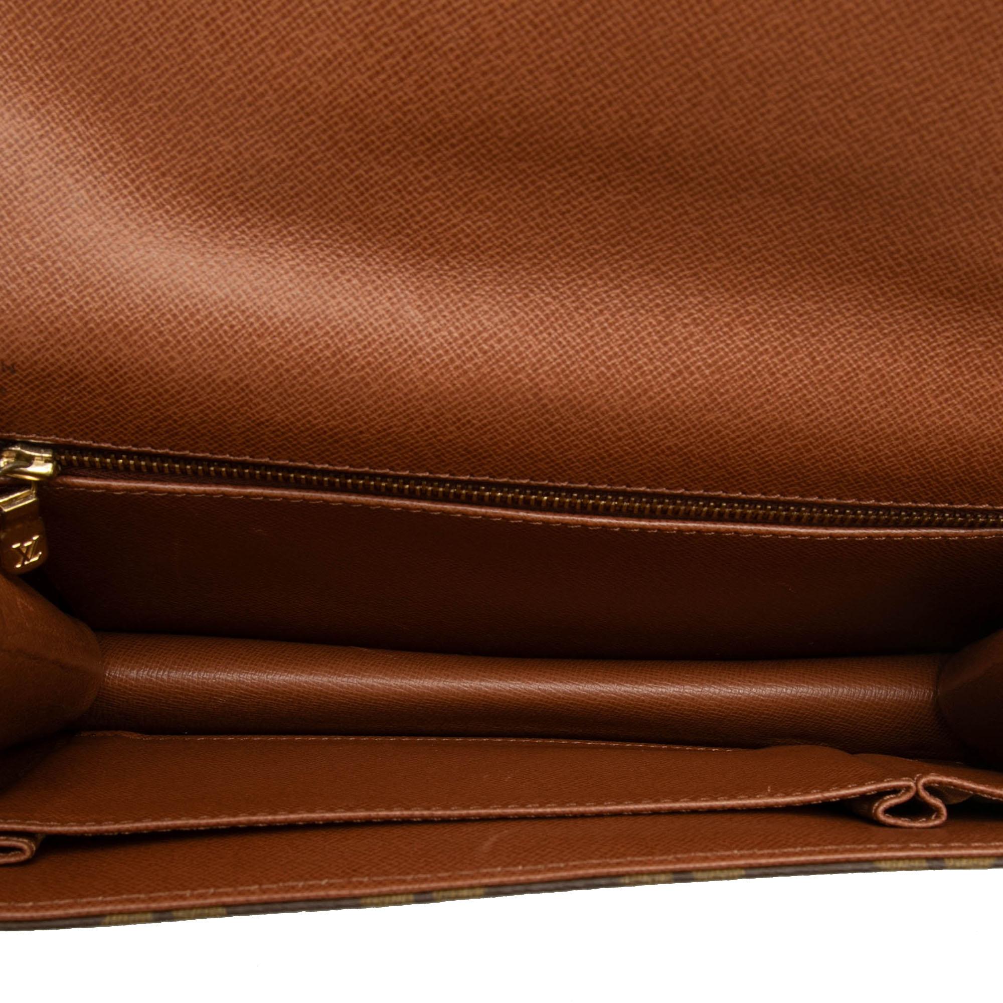Louis Vuitton Monogram Pochette Dame PM