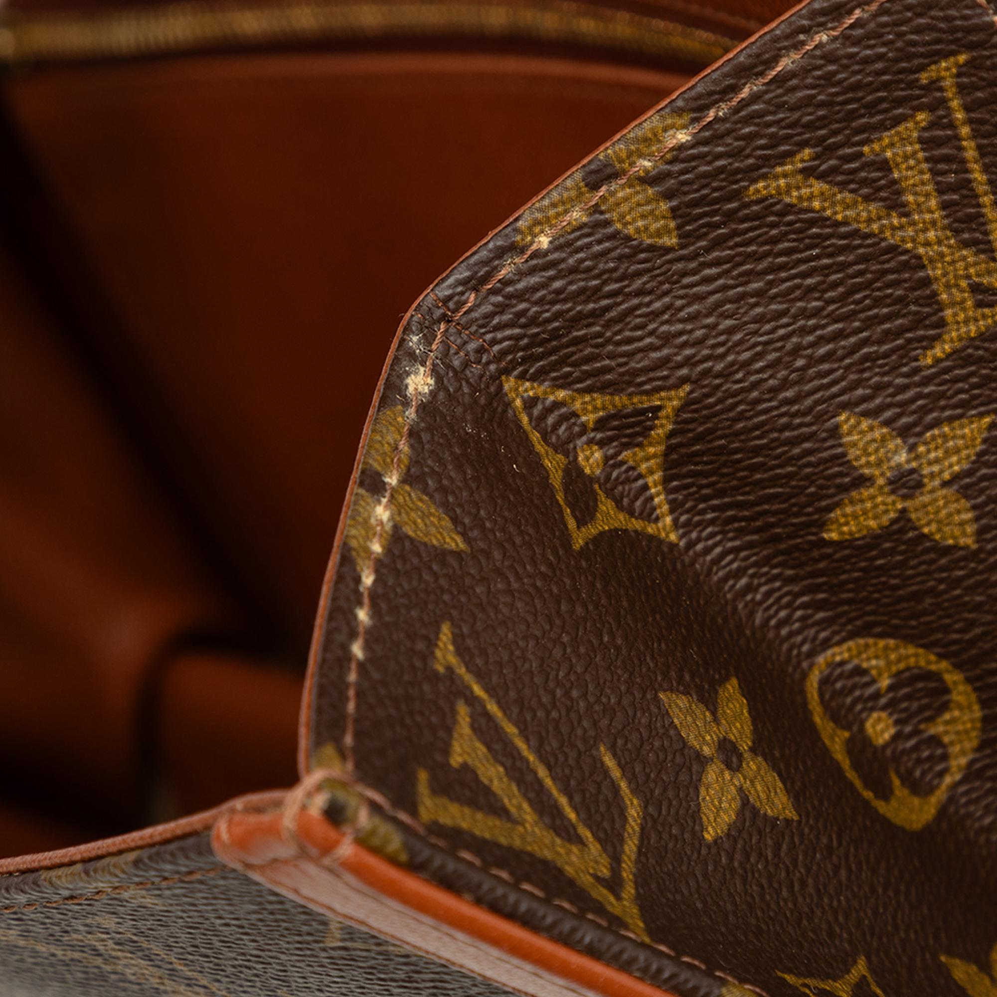 Louis Vuitton Monogram Pochette Dame PM