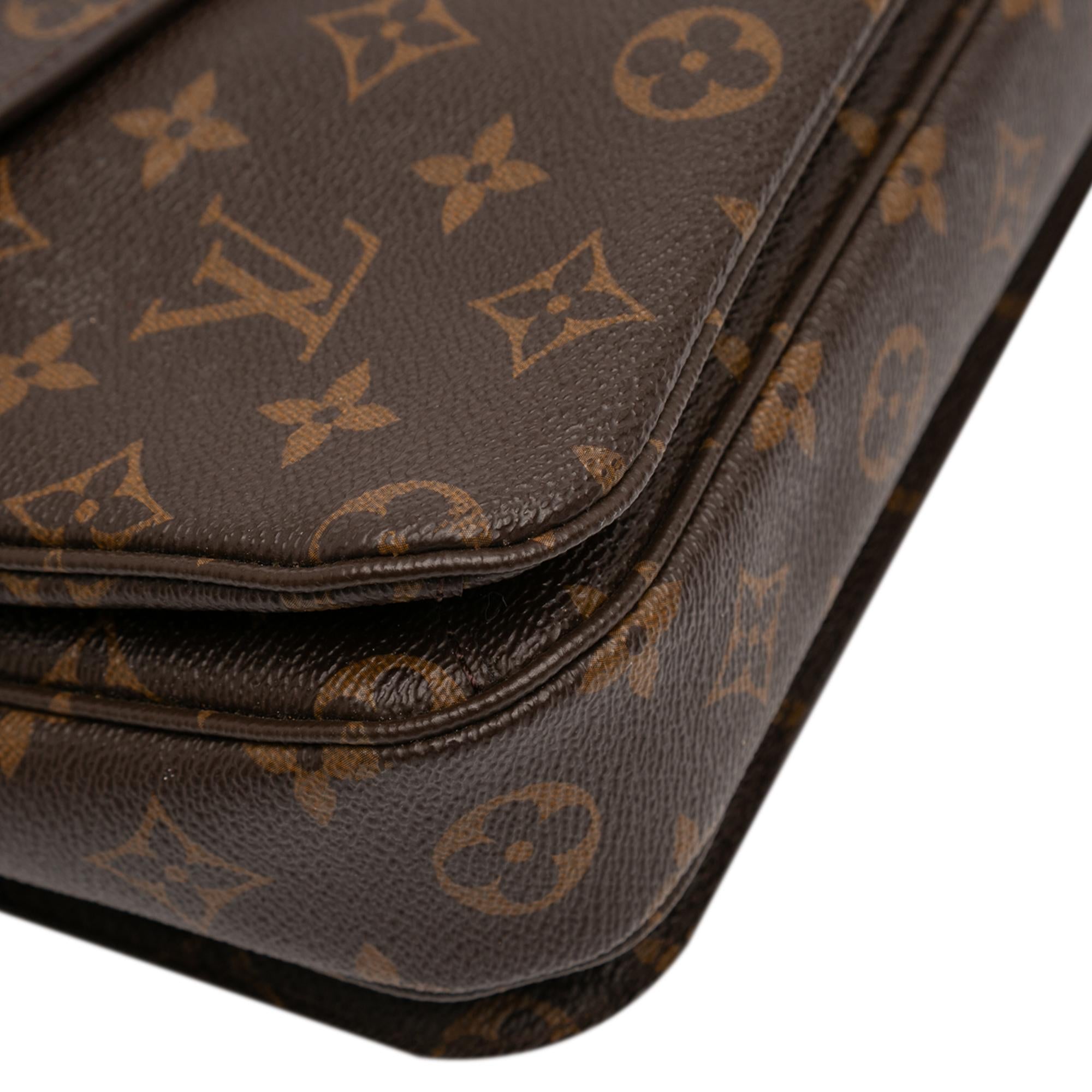 Louis Vuitton Monogram Pochette Metis
