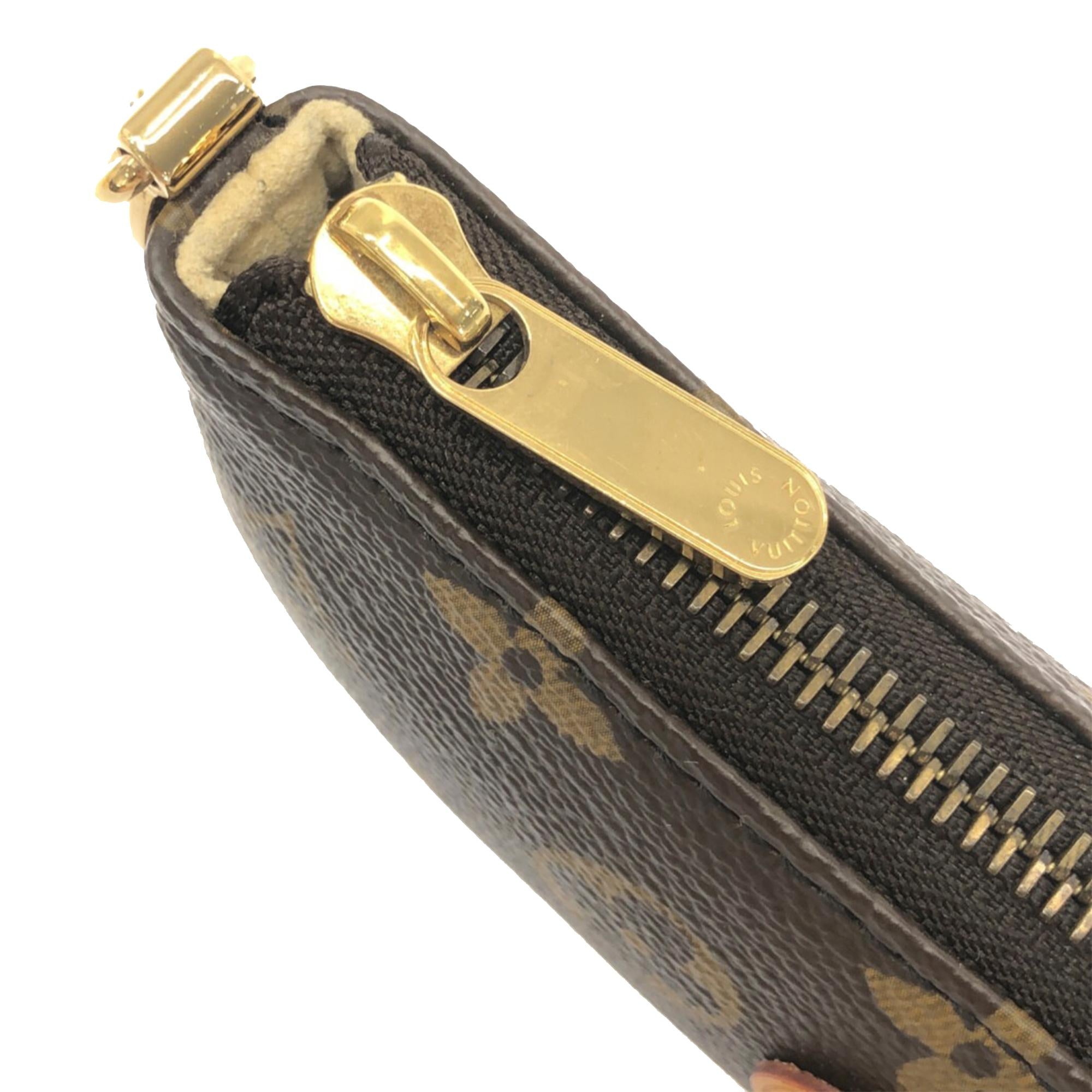 Louis Vuitton Monogram Pochette Milla MM (SHG-iBlnj0)
