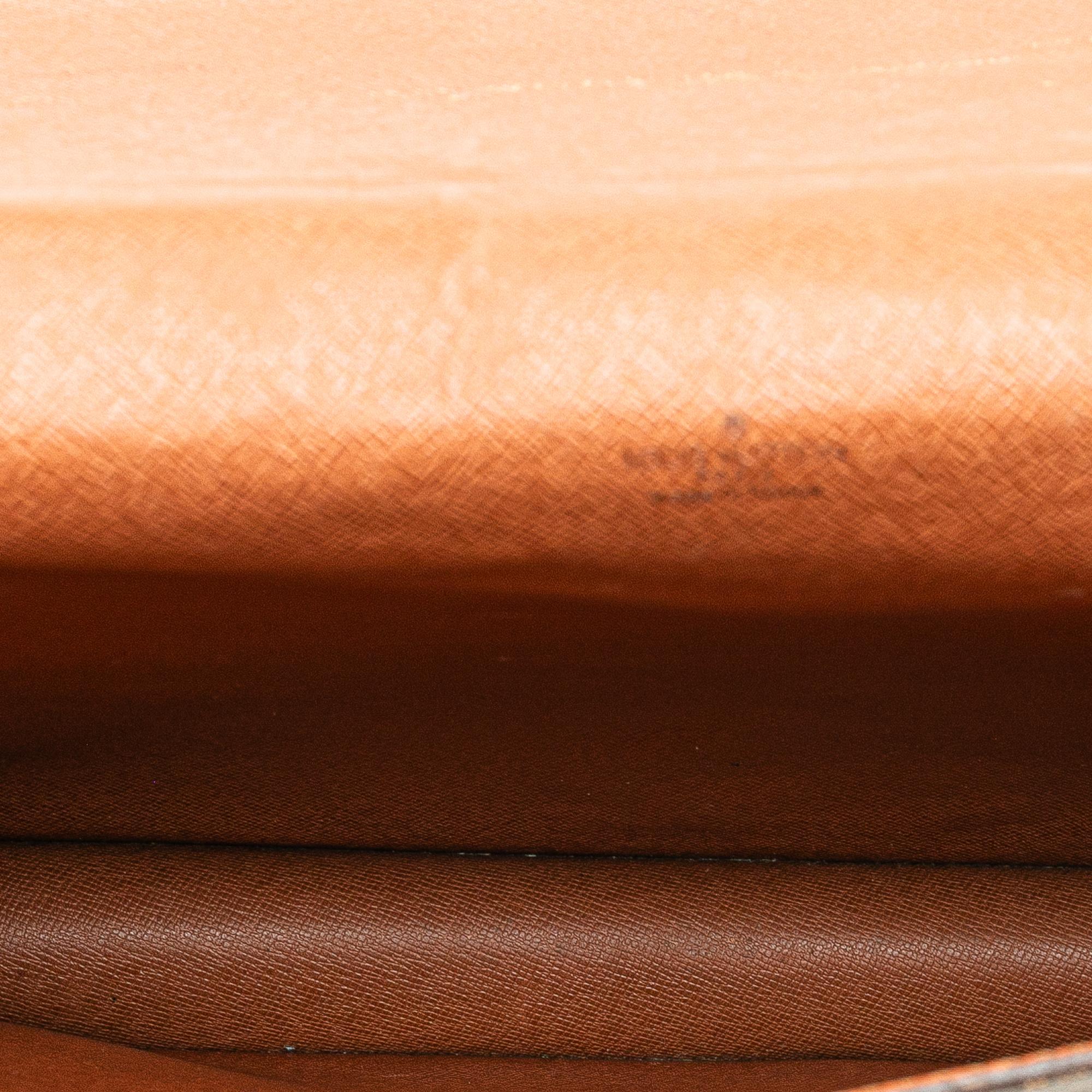 Louis Vuitton Monogram Porte-Documents Senateur (SHG-4BRDdE)