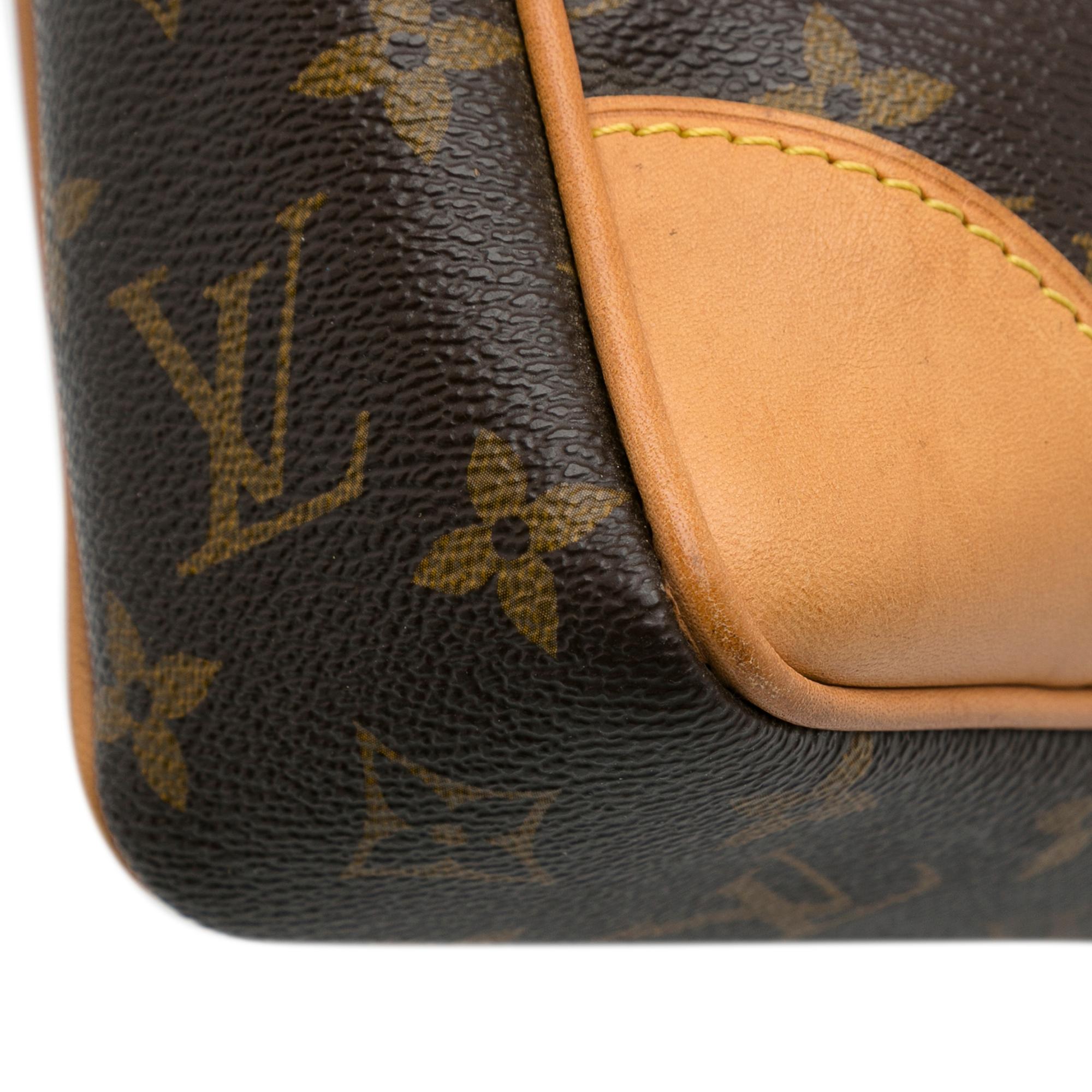 Louis Vuitton Monogram Porte-Documents Voyage (SHG-fwcH5g)