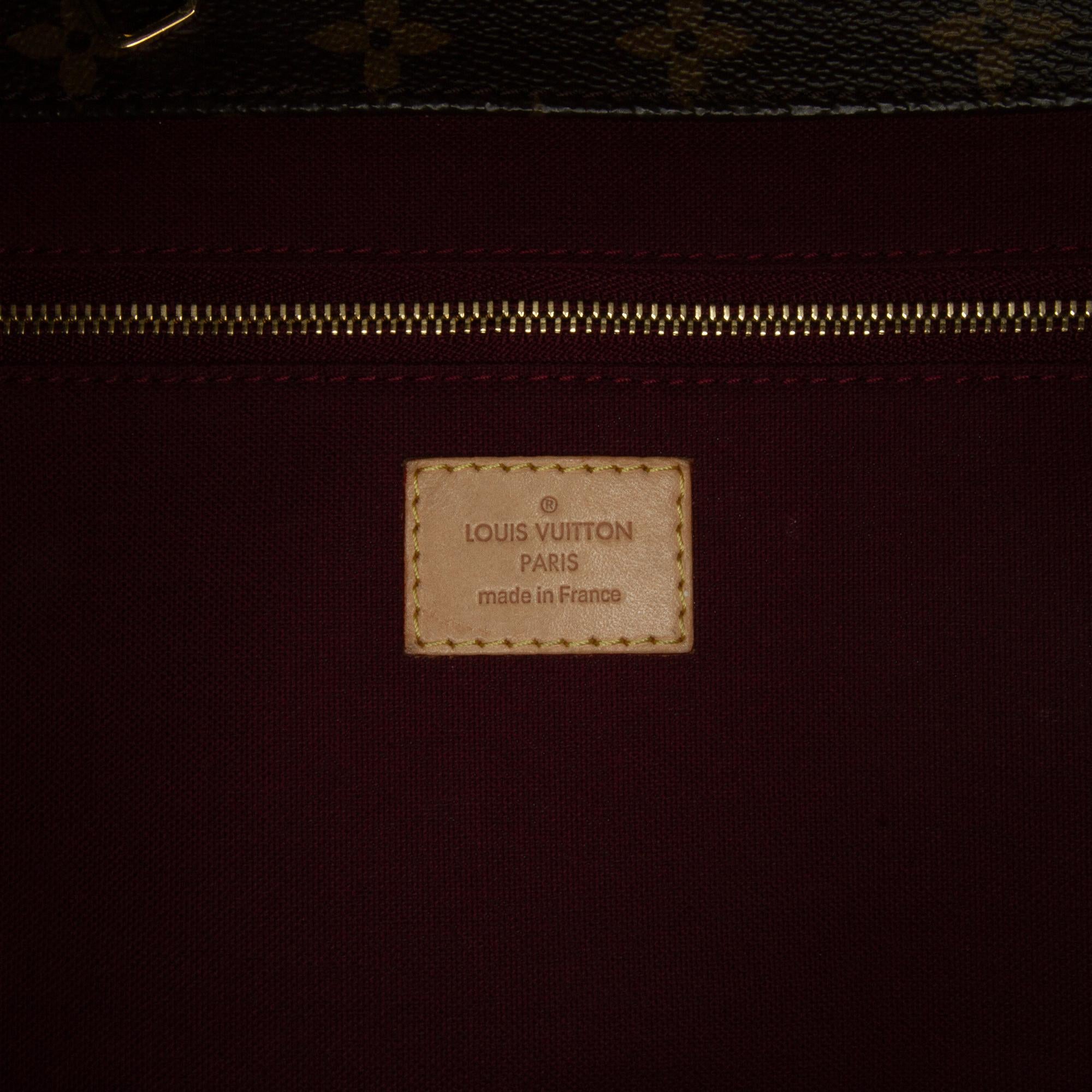 Louis Vuitton Monogram Raspail GM (SHG-GRZg1g)