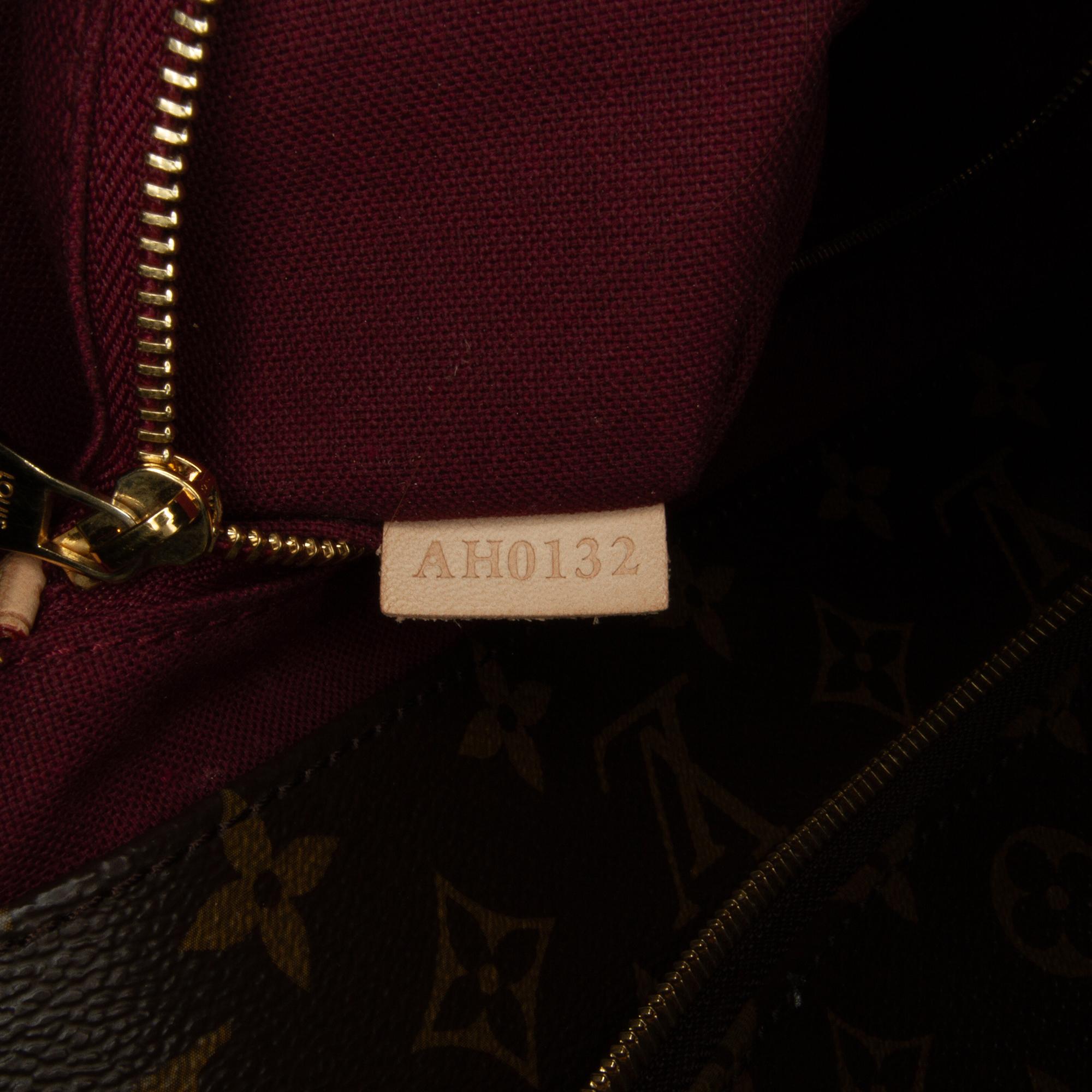 Louis Vuitton Monogram Raspail GM (SHG-GRZg1g)