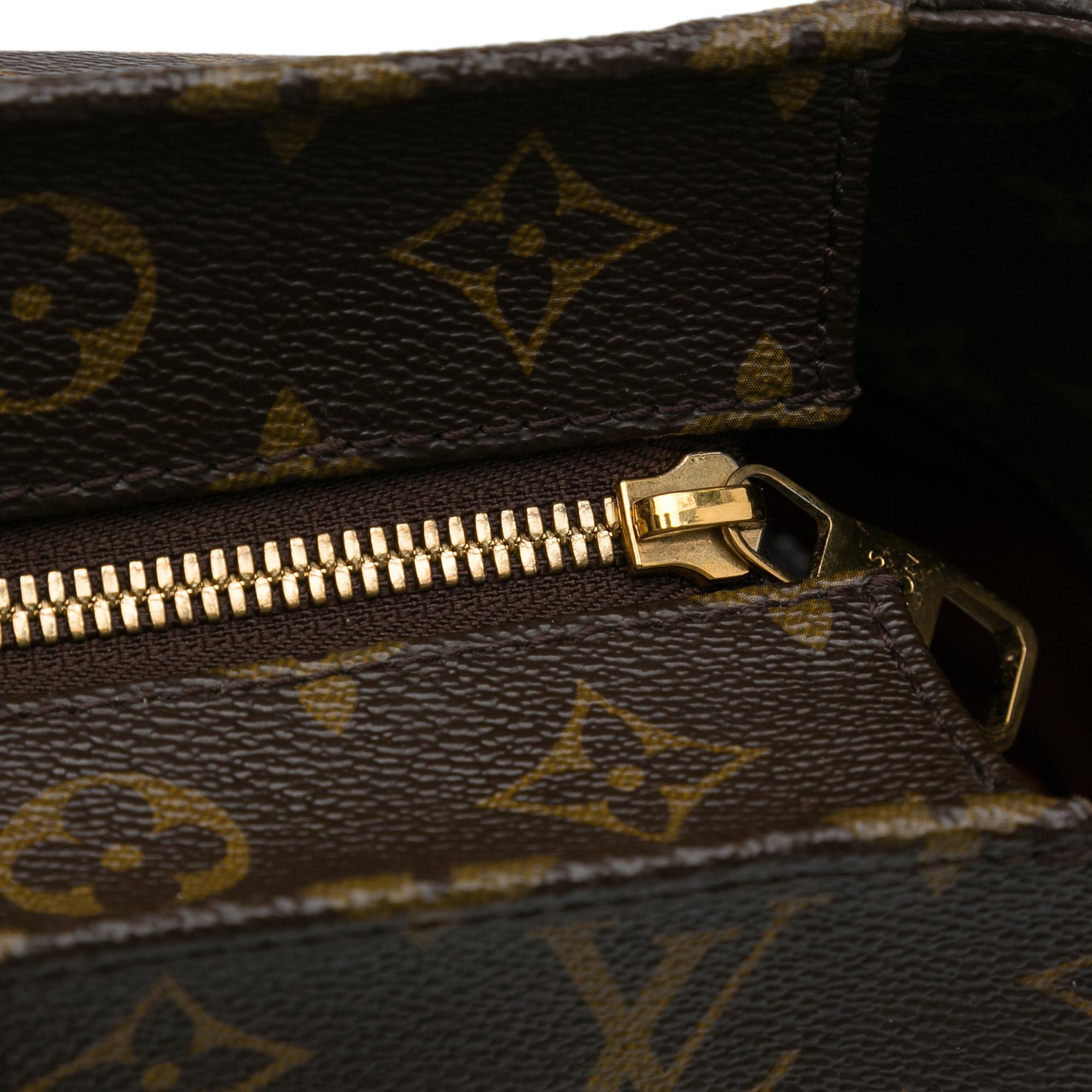 Louis Vuitton Monogram Raspail GM (SHG-GRZg1g)