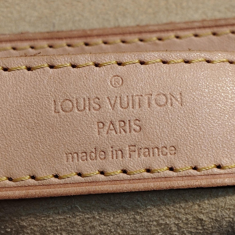 Louis Vuitton Monogram Retiro PM (SHG-VciKid)