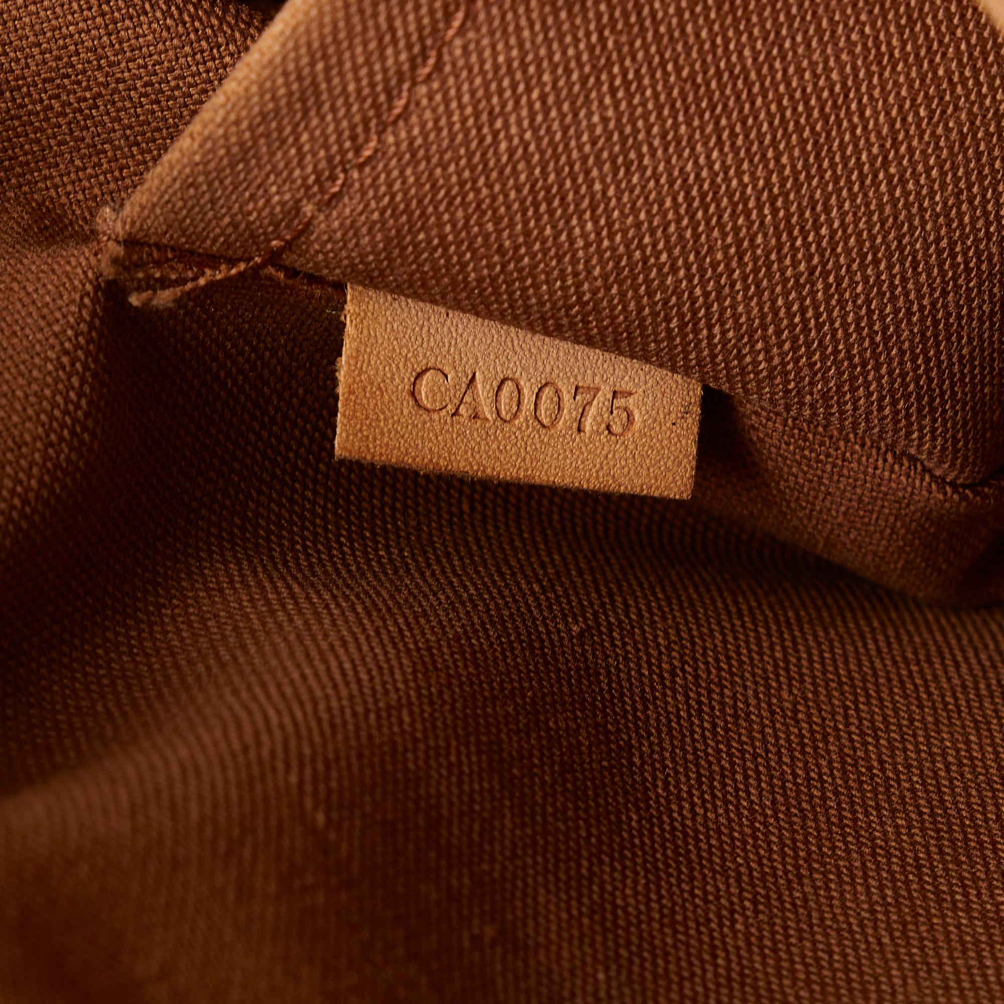 Louis Vuitton Monogram Sac Bosphore (SHG-nL7r5a)