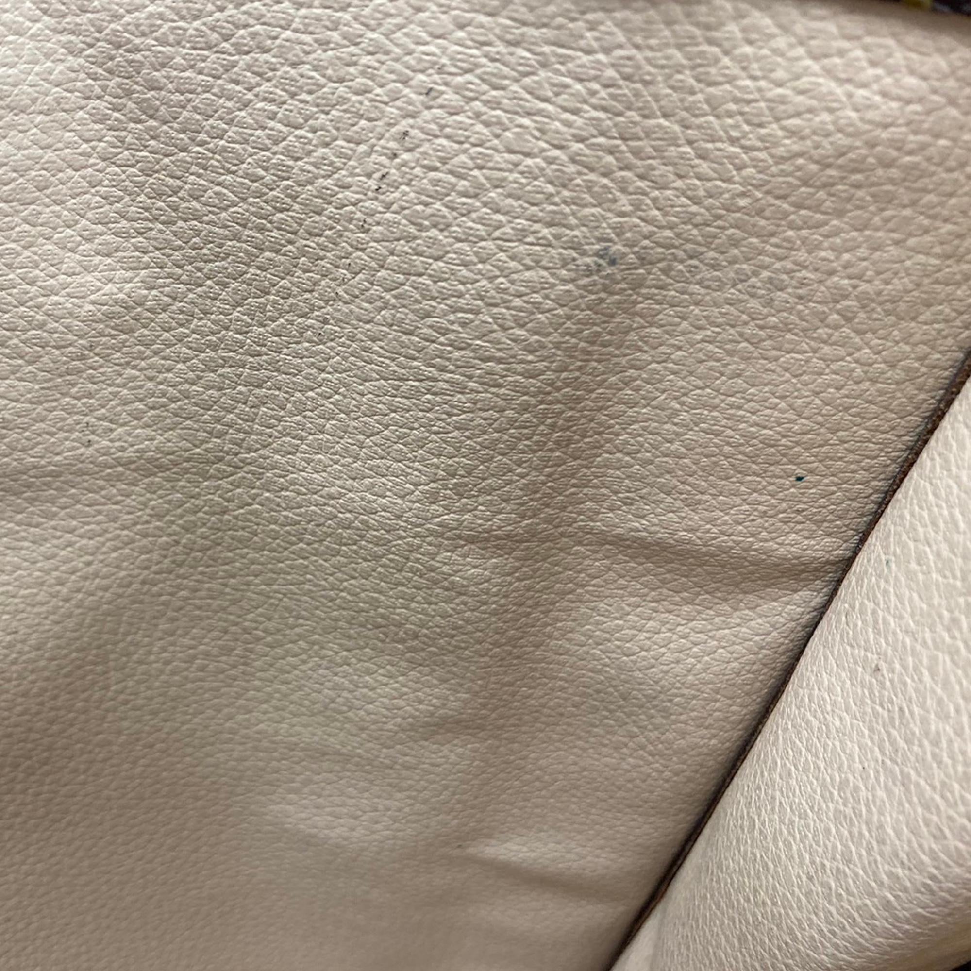 Louis Vuitton Monogram Sac Plat (SHG-KN556R)