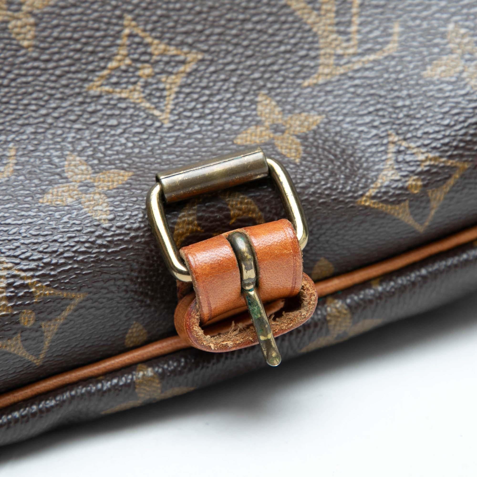 Louis Vuitton Monogram Saumur 25