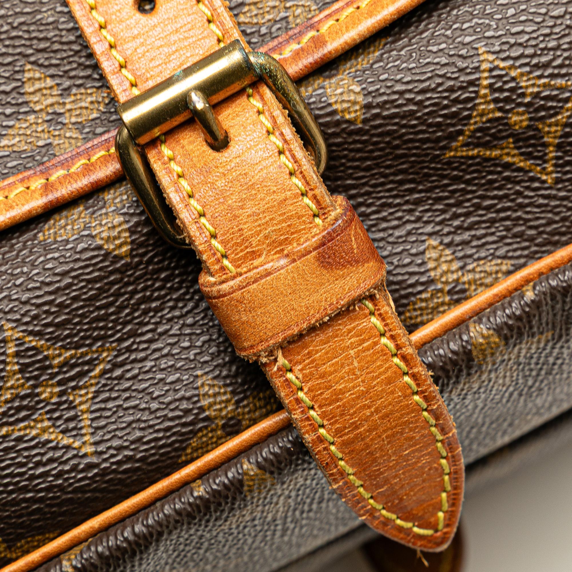 Louis Vuitton Monogram Saumur 30