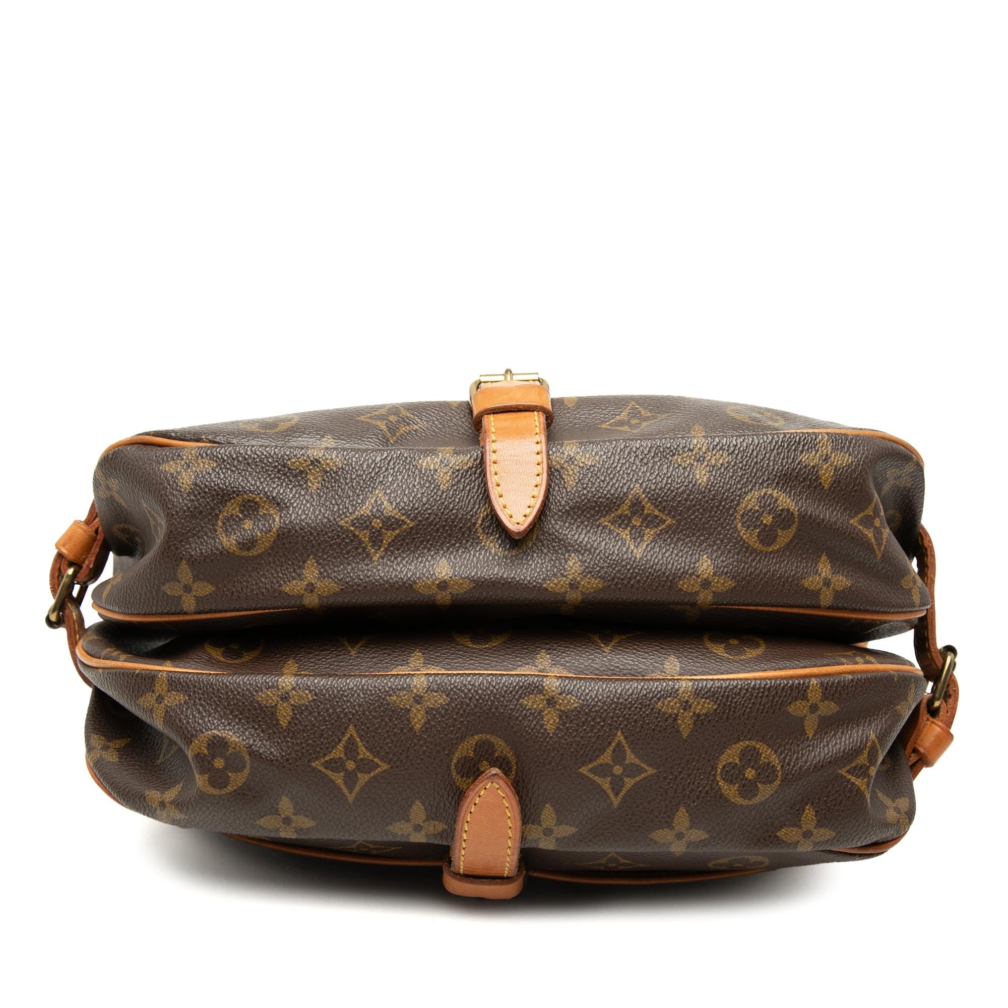 Louis Vuitton Monogram Saumur 30