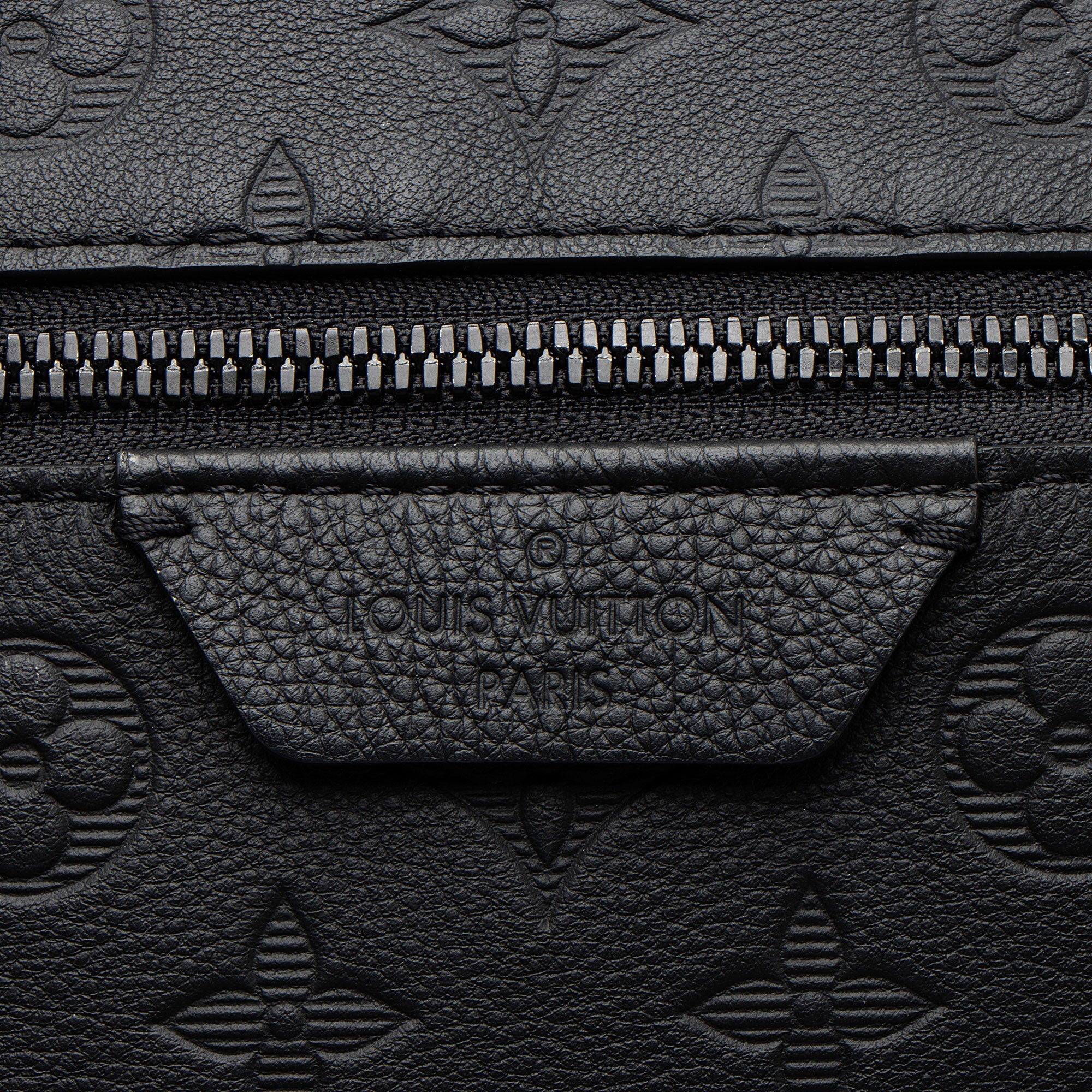 Louis Vuitton Monogram Shadow Discovery PM Backpack (SHF-mUZI8A)