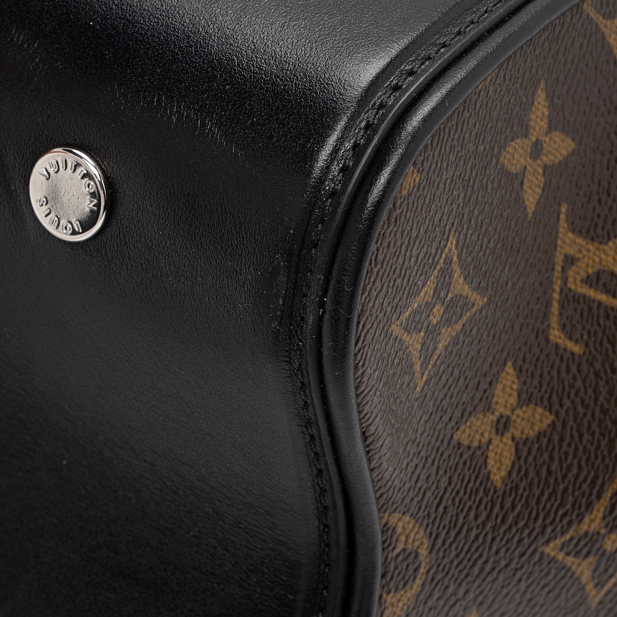 Louis Vuitton Monogram Shine Canvas Doc PM Satchel (SHF-Ujo1me)