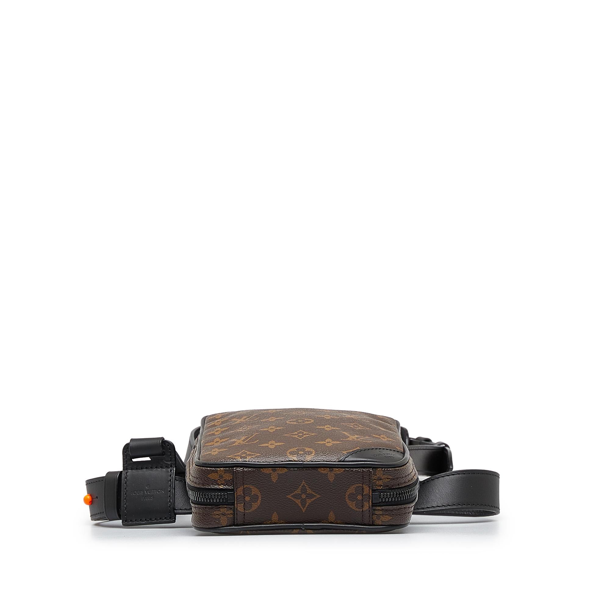 Louis Vuitton Monogram Solar Ray Utility Side Bag (SHG-gYAHLC)