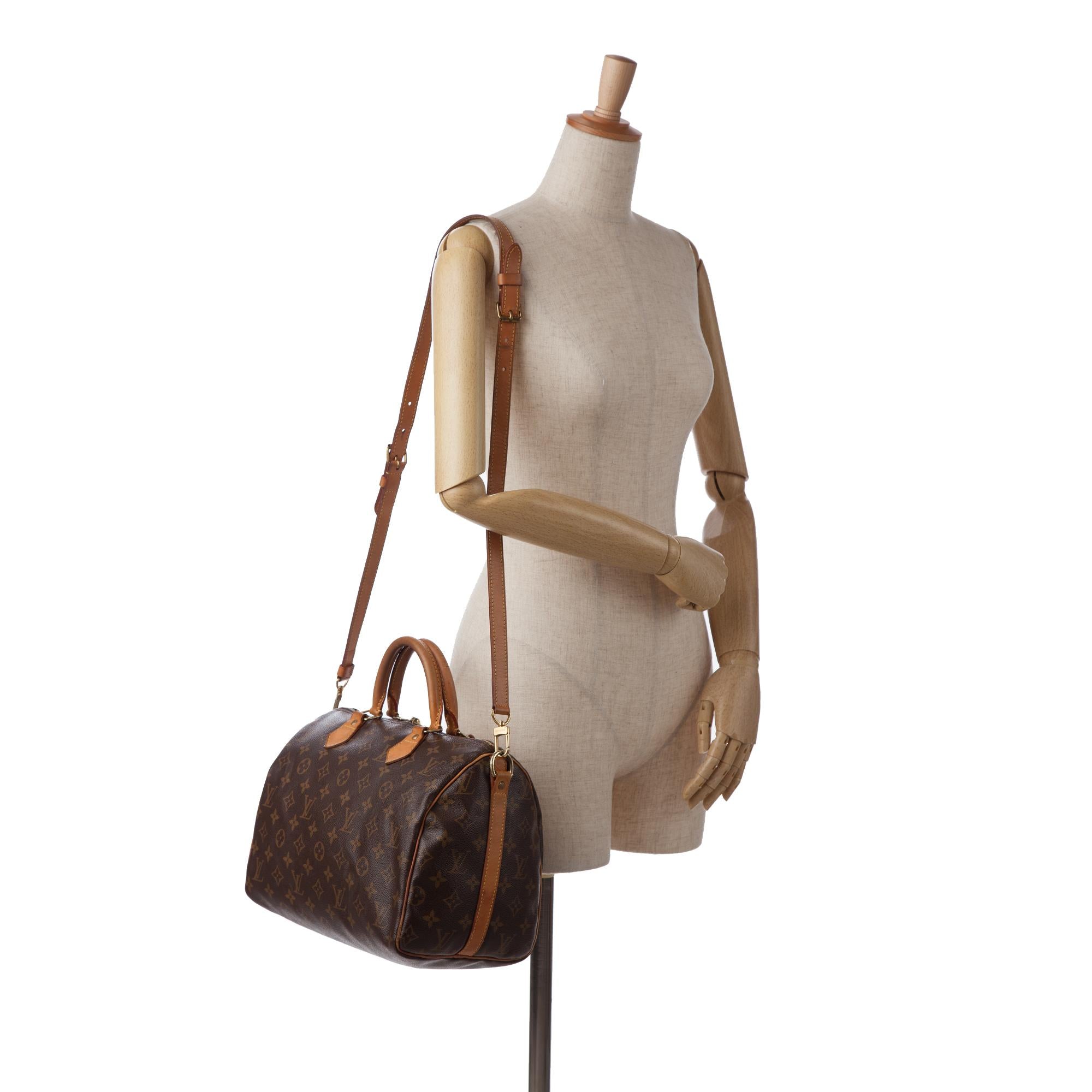 Louis Vuitton Monogram Speedy Bandouliere 30 (SHG-pqCYm0)