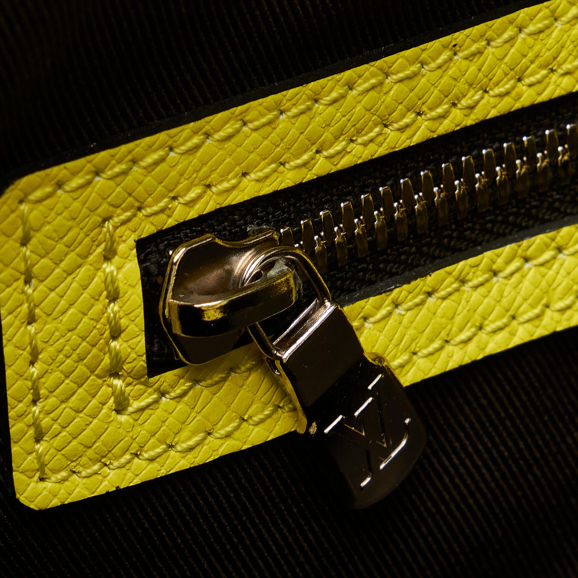 Louis Vuitton Monogram Taiga Keepall Bandouliere 50 (SHG-nJzo9p)