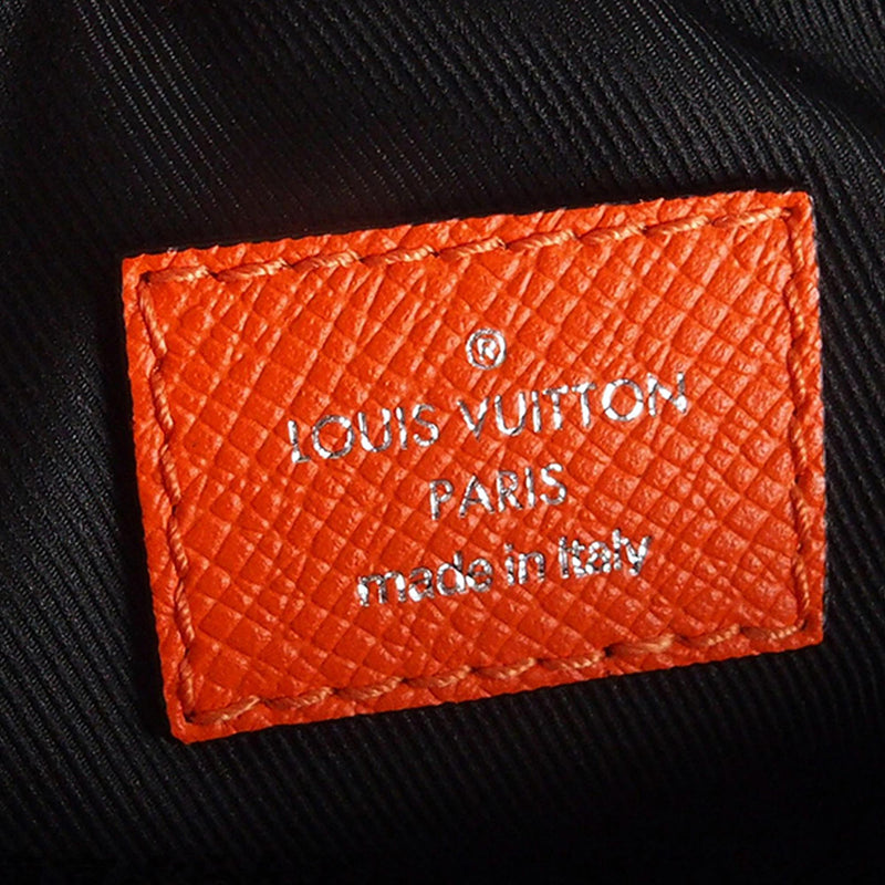 Louis Vuitton Plein Air Travel bag 389938