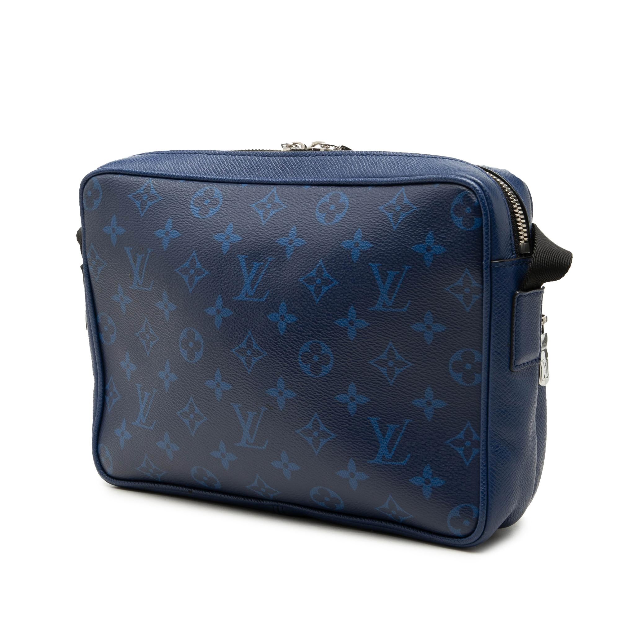Louis Vuitton Monogram Taigarama Outdoor Messenger