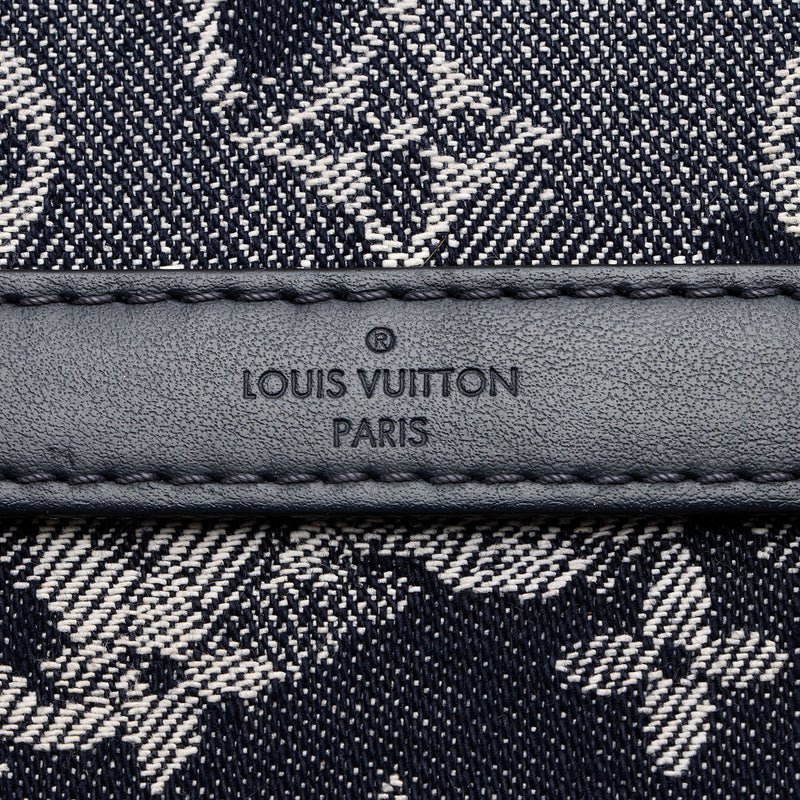Louis Vuitton Monogram Tapestry Canvas Trunk Messenger (SHF-HsMpfK)