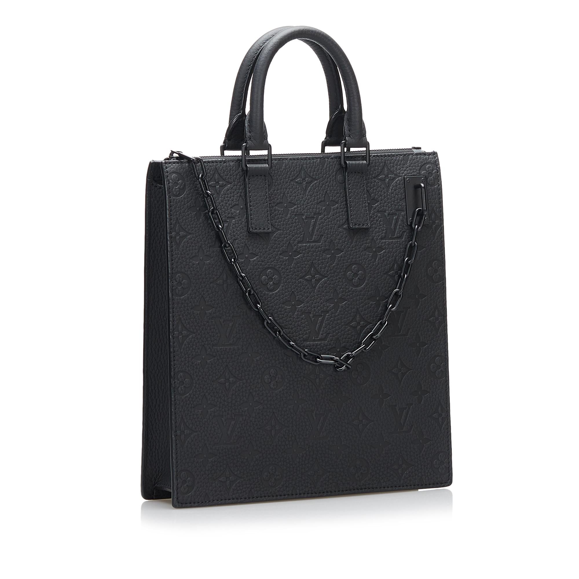 Louis Vuitton Monogram Taurillon Sac Plat (SHG-YouJrv)