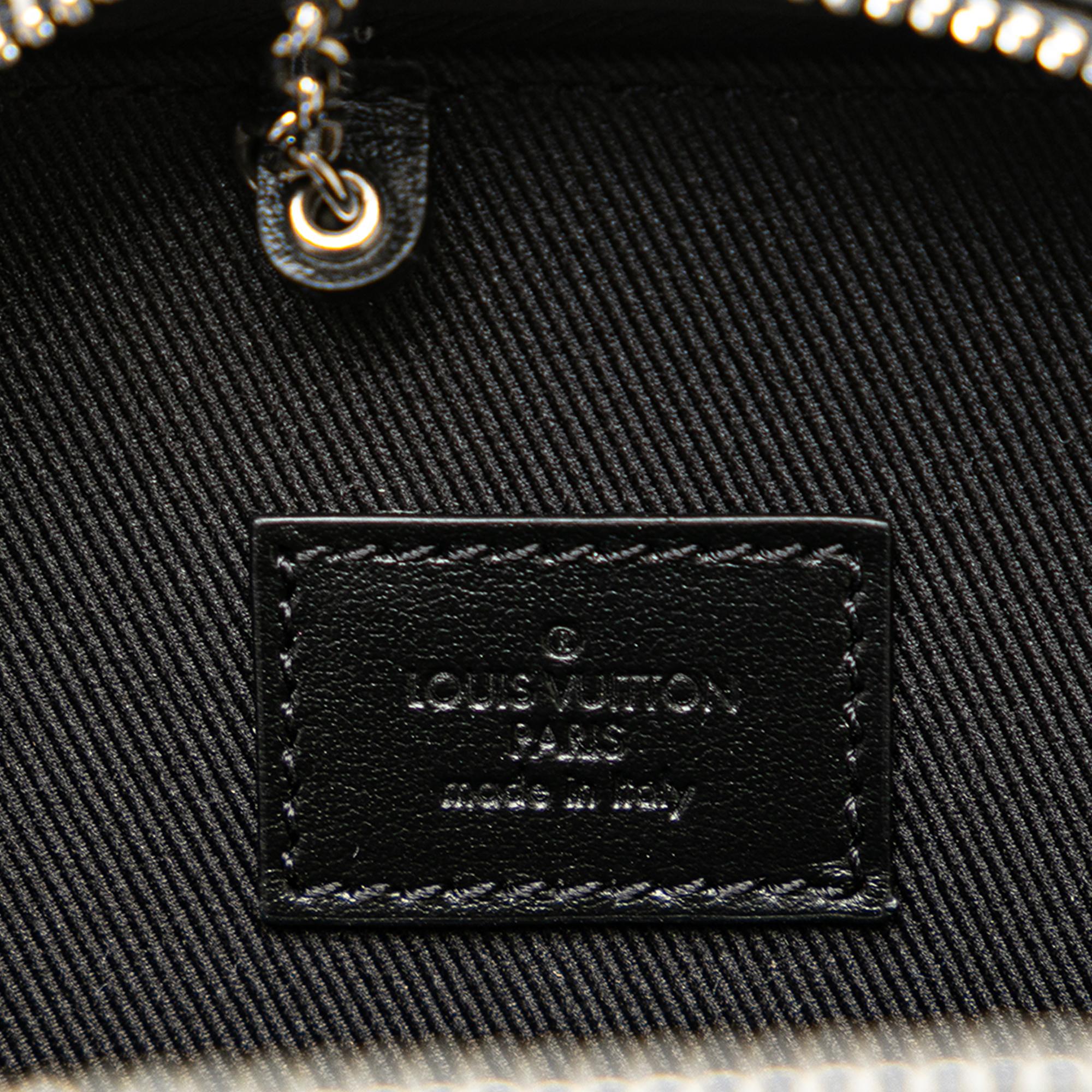 Louis Vuitton Monogram Taurillon Soft Trunk Bag Charm and Key Holder (SHG-ol7qdW)