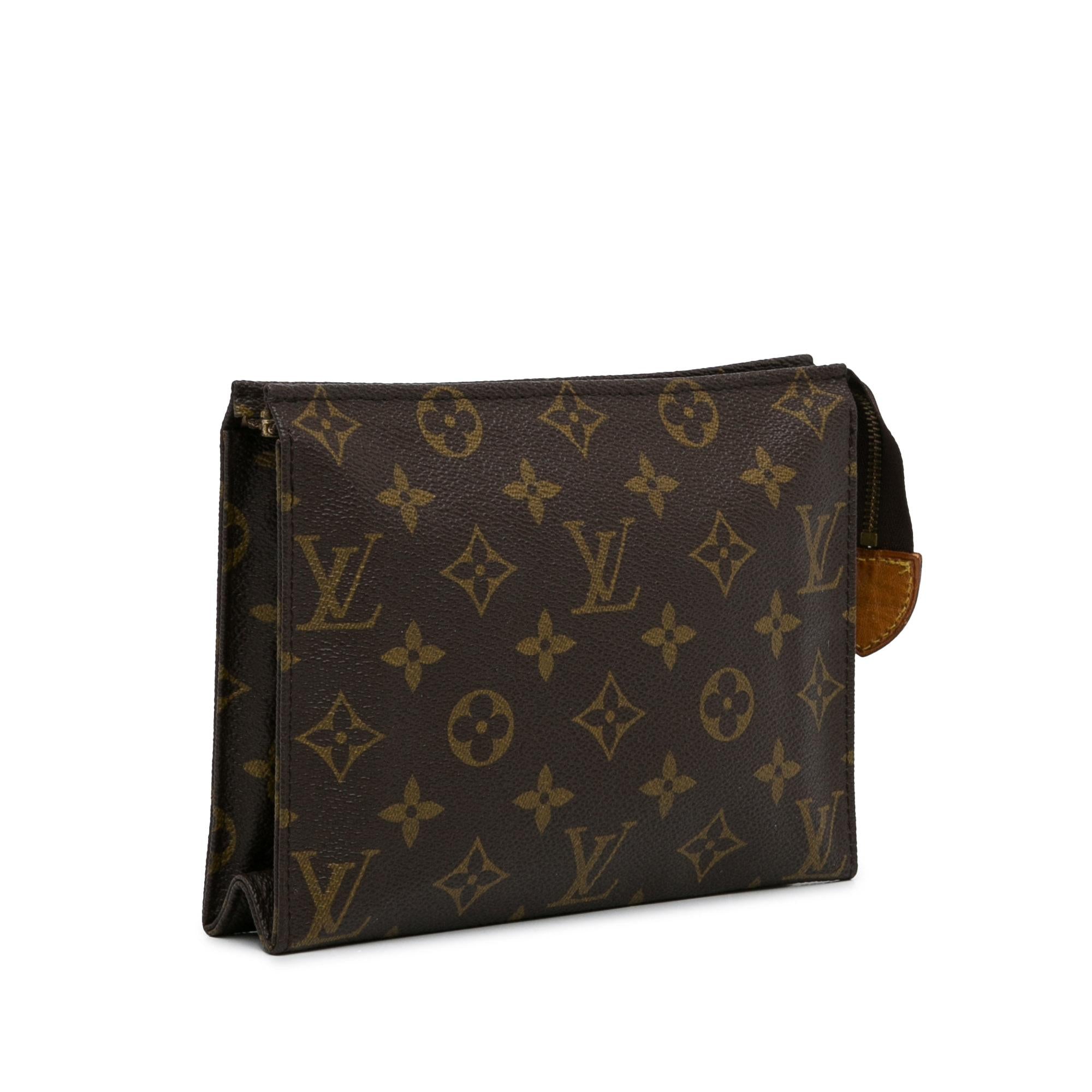 Louis Vuitton Monogram Toiletry Pouch 19 (SHG-tarK1A)