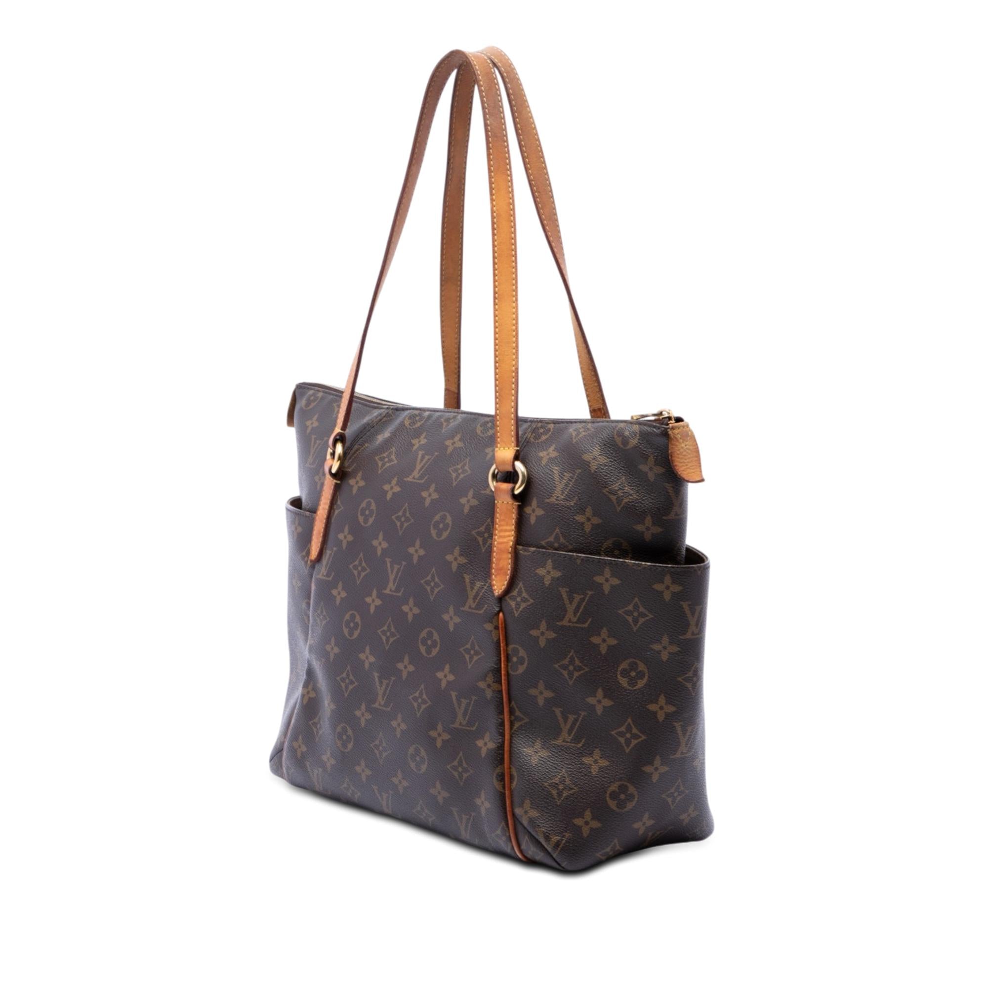 Louis Vuitton Monogram Totally MM