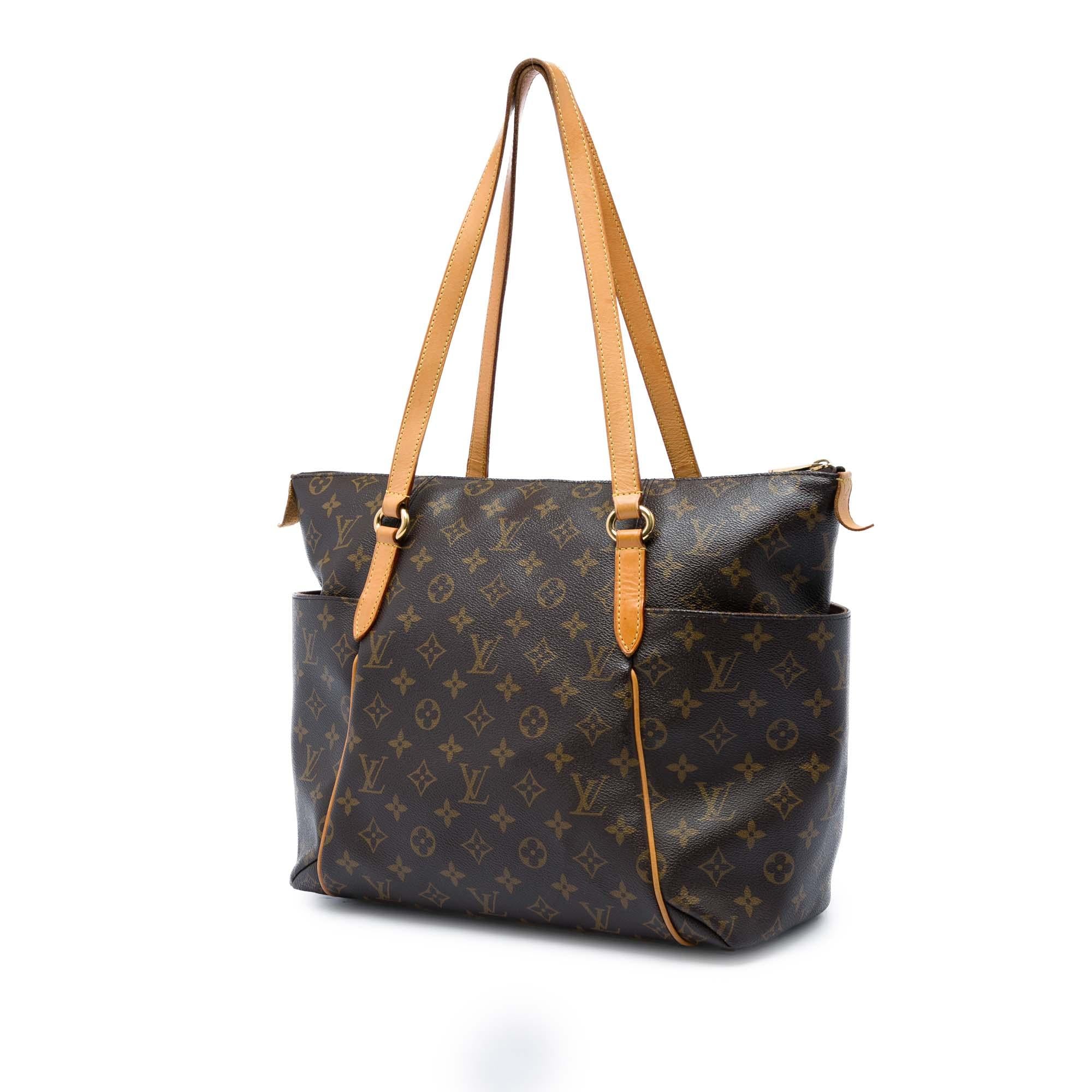 Louis Vuitton Monogram Totally MM