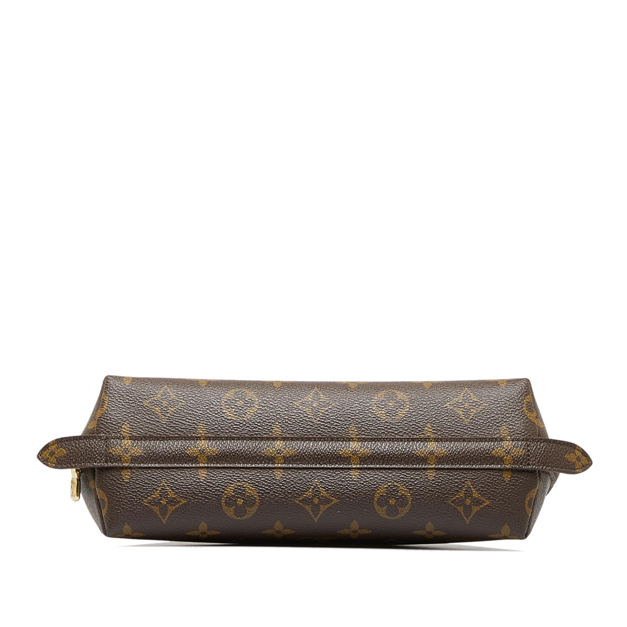 Louis Vuitton Monogram Trousse Demi Ronde Cosmetic Pouch (SHG-0l8t53)